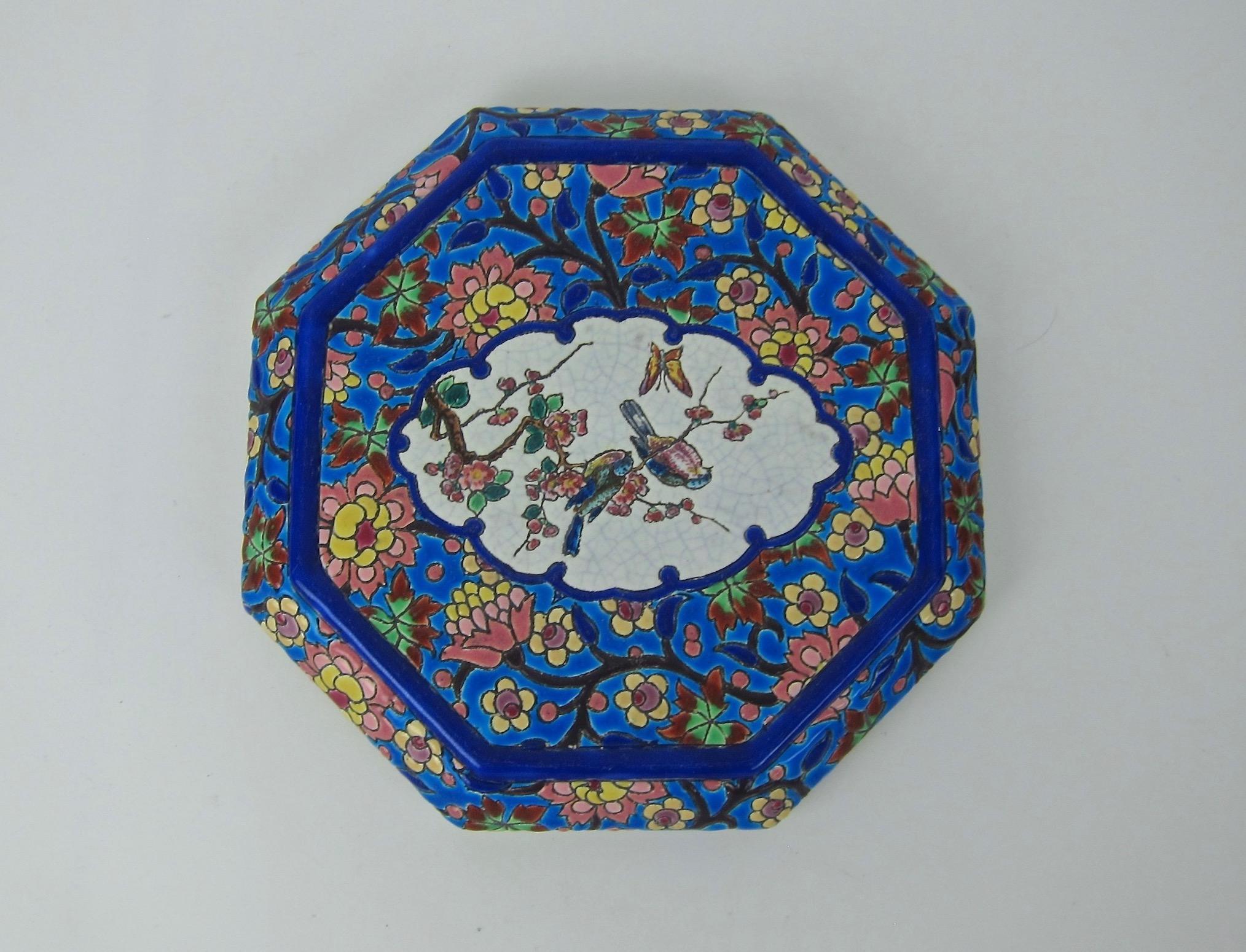 Vintage-Ständer oder Trivet mit Chinoiserie-Vogel-Dekor, Emaux de Longwy (Französisch)