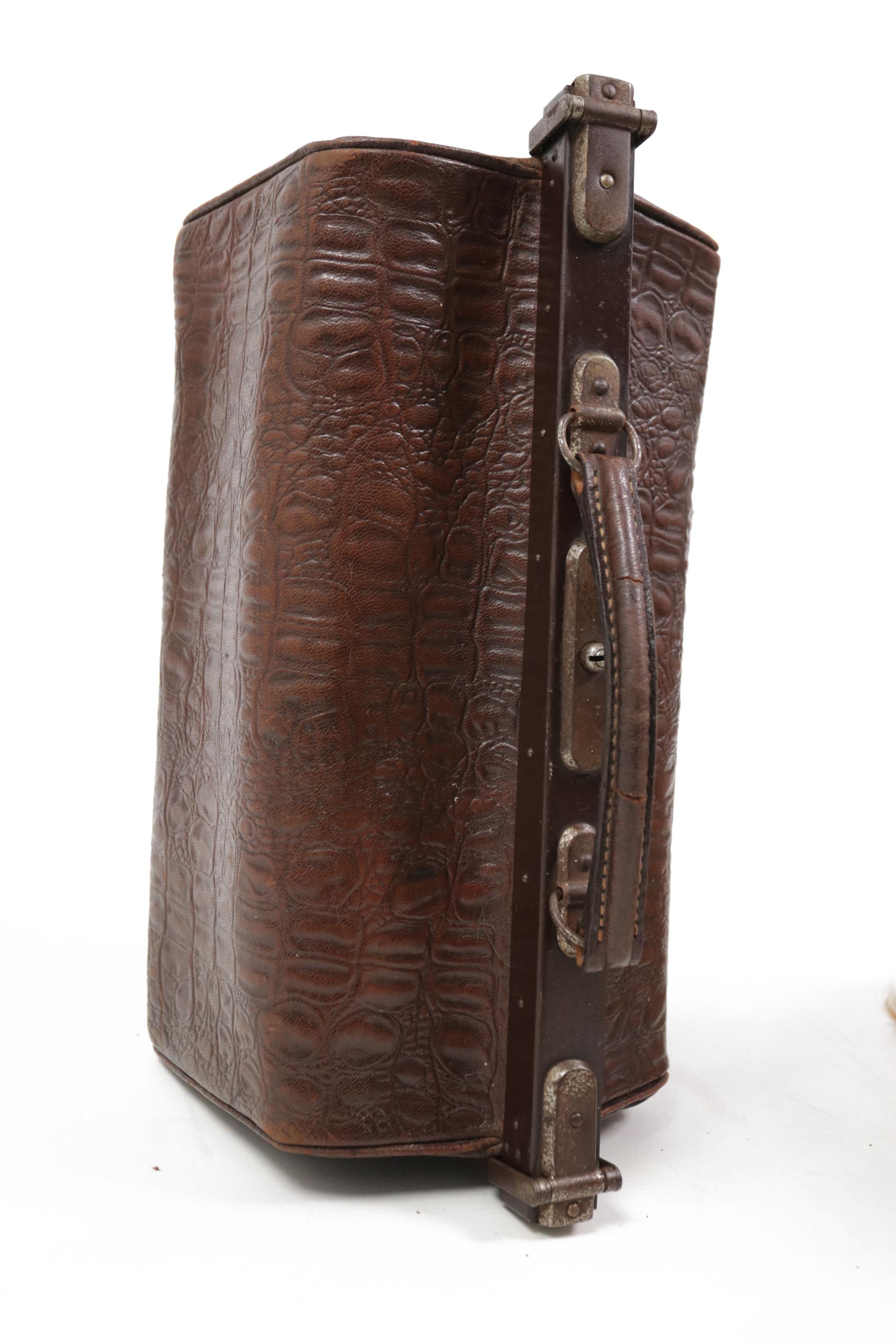 French Embossed Crocodile Leather Doctor’s Bag, c. 1920 4