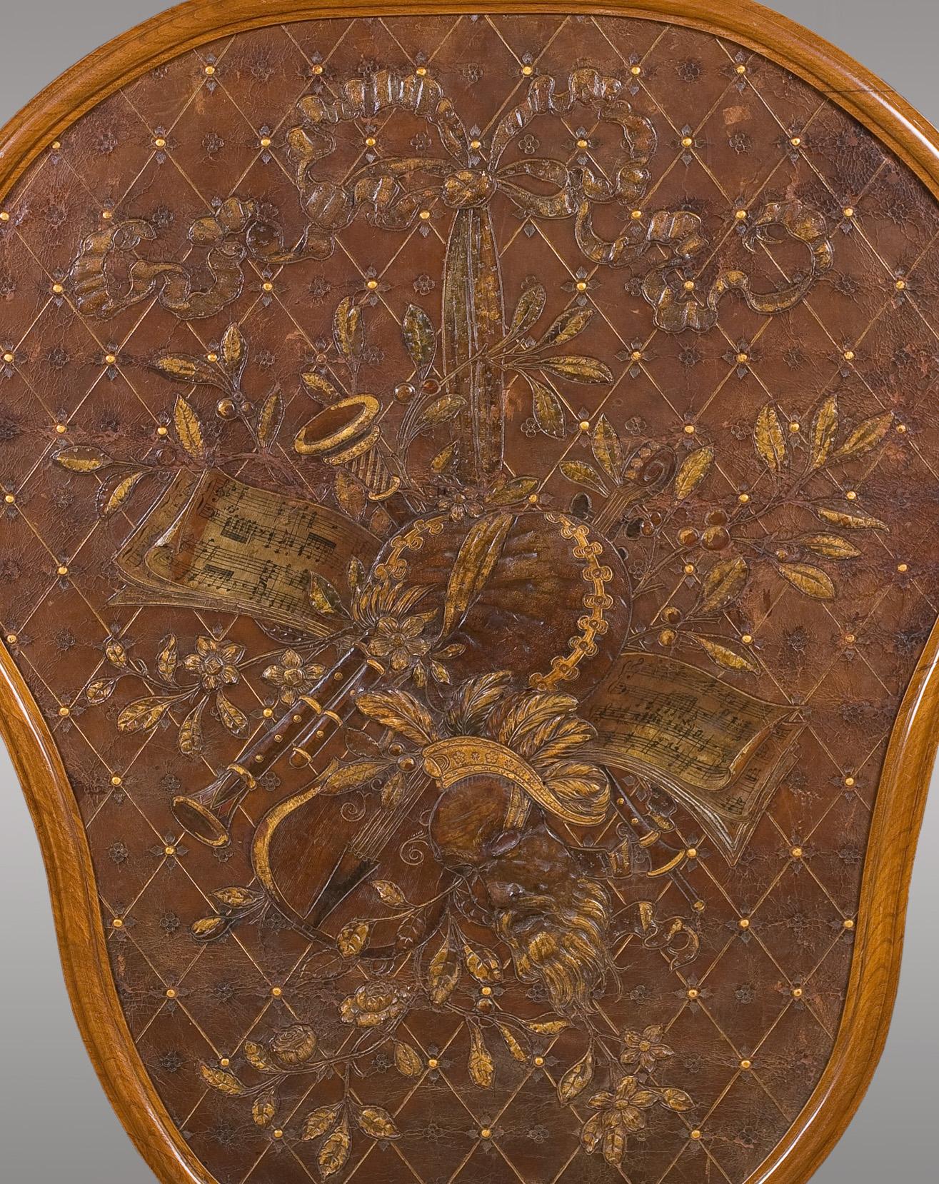 French Embossed Leather Panel, 19th Century In Excellent Condition For Sale In Saint-Ouen, FR