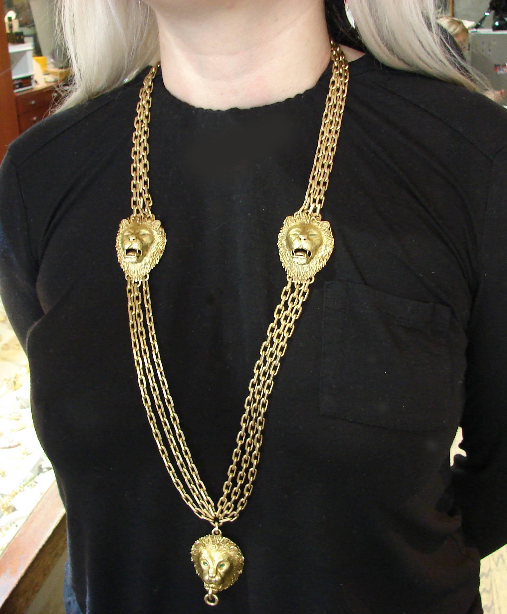 Marquise Cut French Emerald Yellow Gold Chain Necklace with Lion Medallions, 1970s