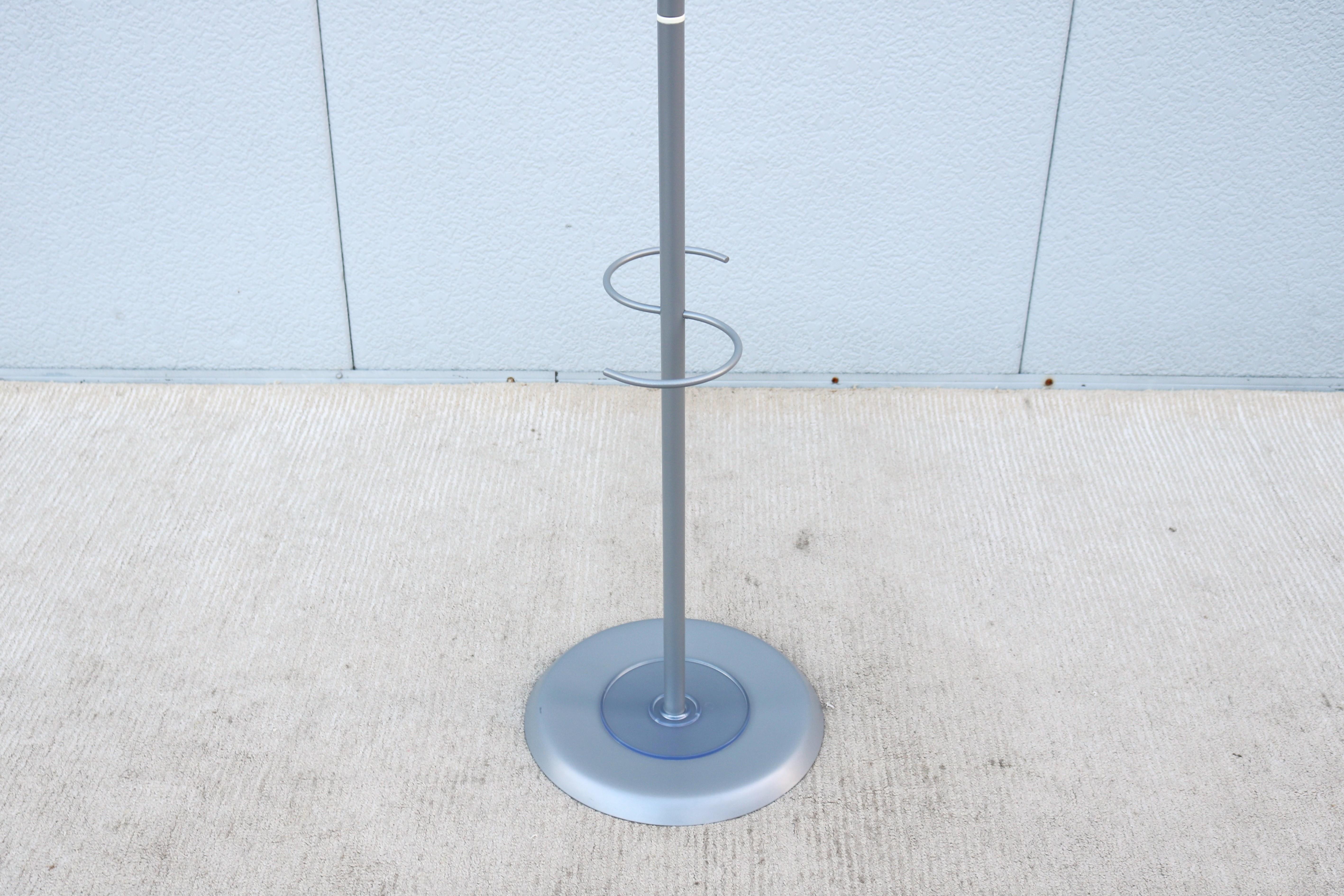 Französischer Emmanuel Gallina für Manade Paris Kleiderständer/Garderobenbaum aus Stahl und Holz im Angebot 4