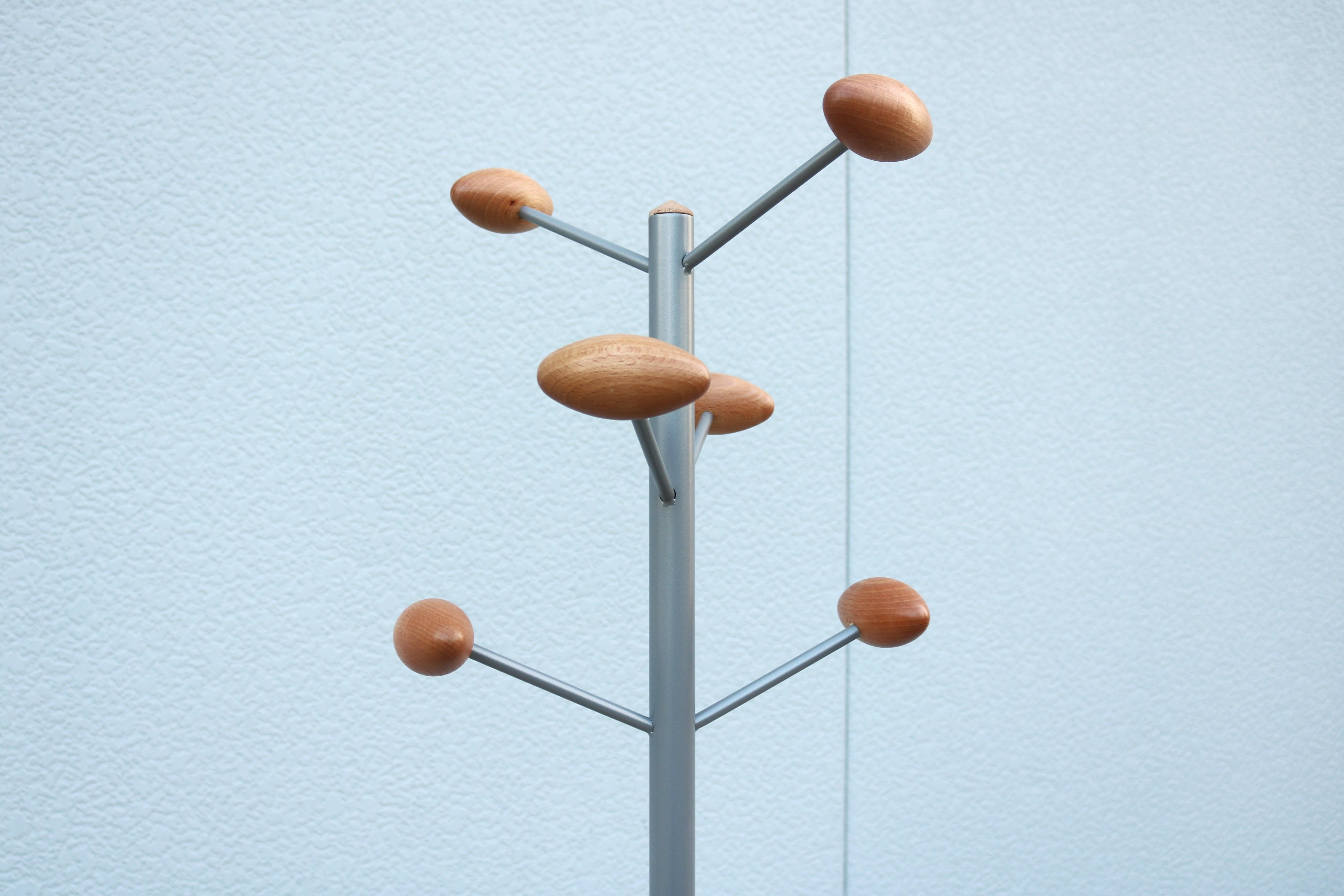 Französischer Emmanuel Gallina für Manade Paris Kleiderständer/Garderobenbaum aus Stahl und Holz im Angebot 6