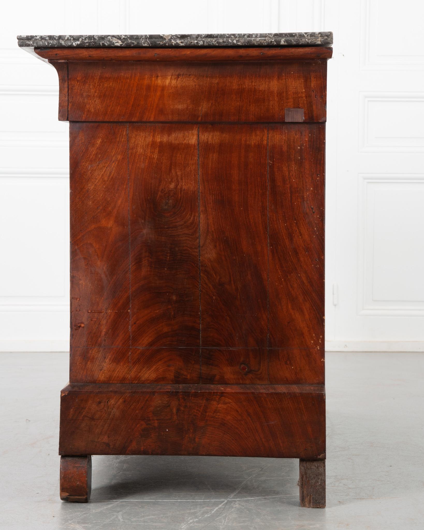 French Empire 19th Century Mahogany Commode For Sale 3