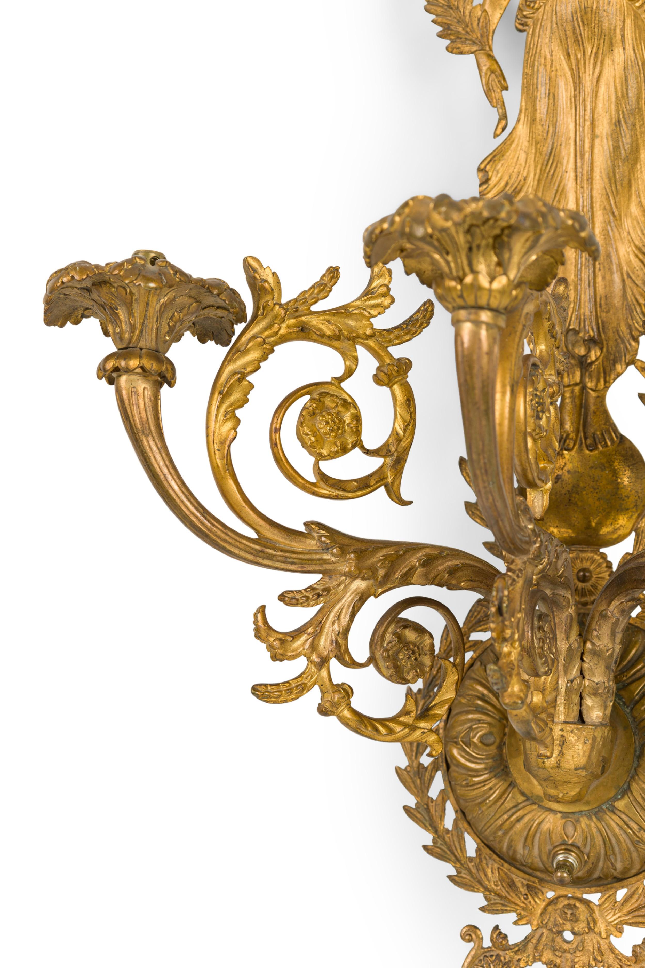 French Empire 3-Arm Gilt Bronze Wall Sconce With A Winged Figure For Sale 1