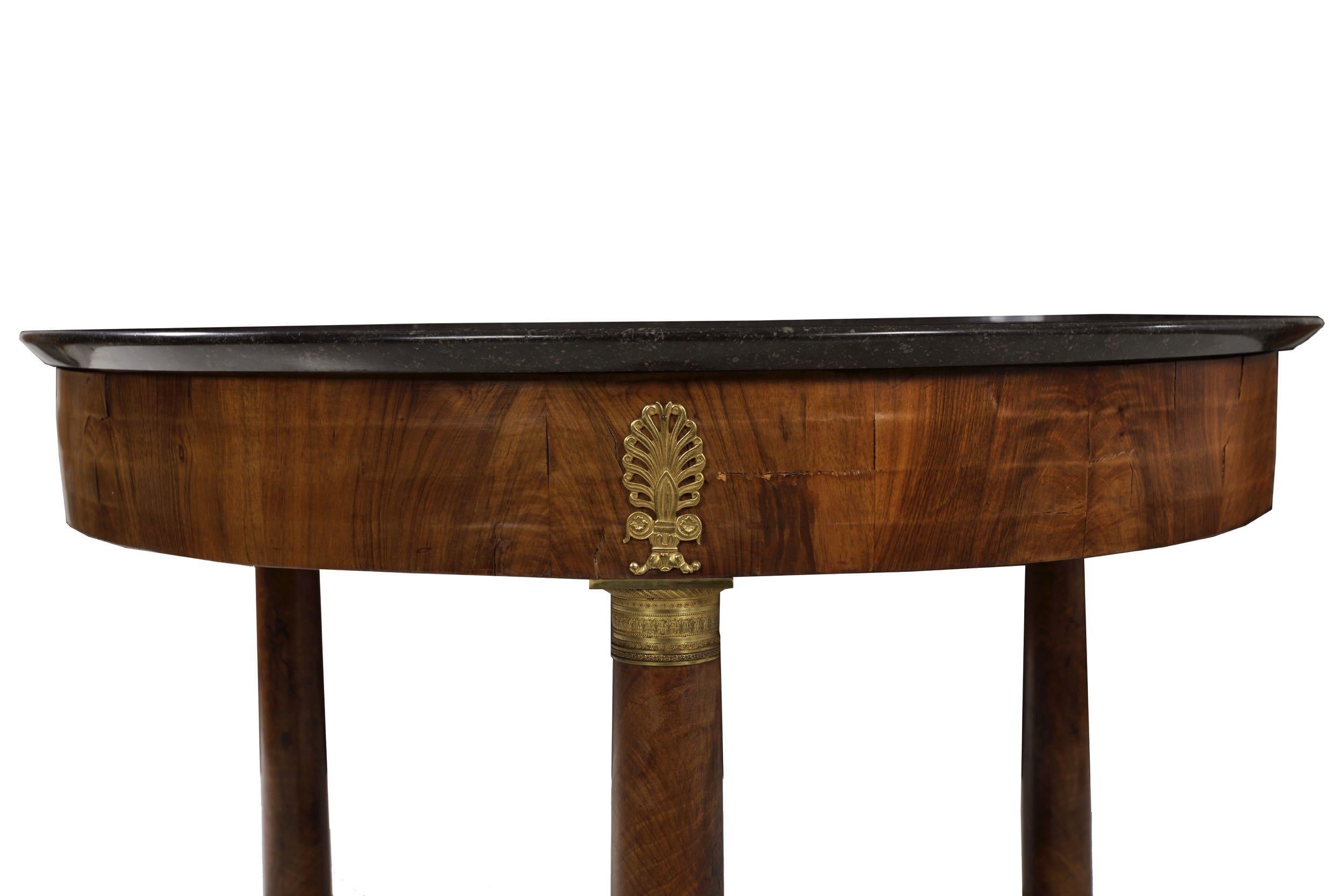 French Empire Antique Burl Walnut Center Table with Black Marble Top, circa 1815 For Sale 6