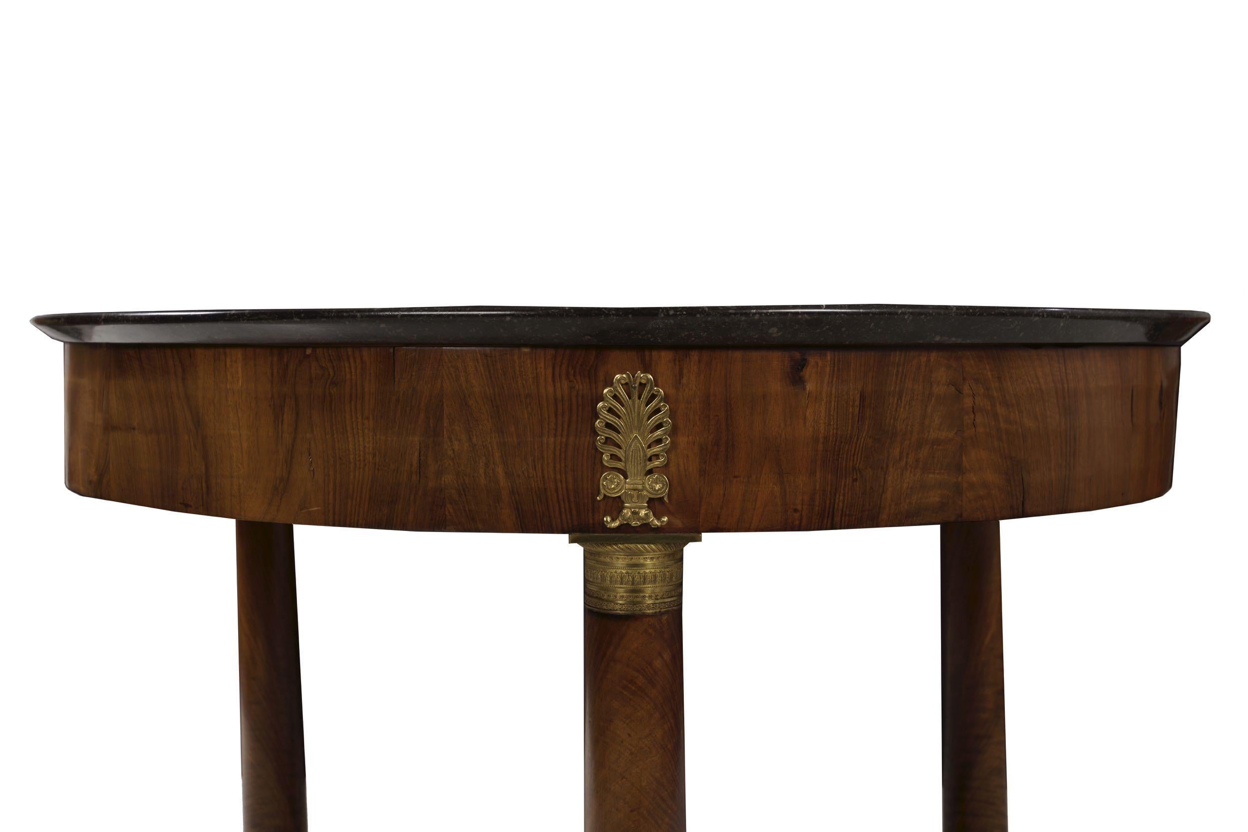 French Empire Antique Burl Walnut Center Table with Black Marble Top, circa 1815 For Sale 11
