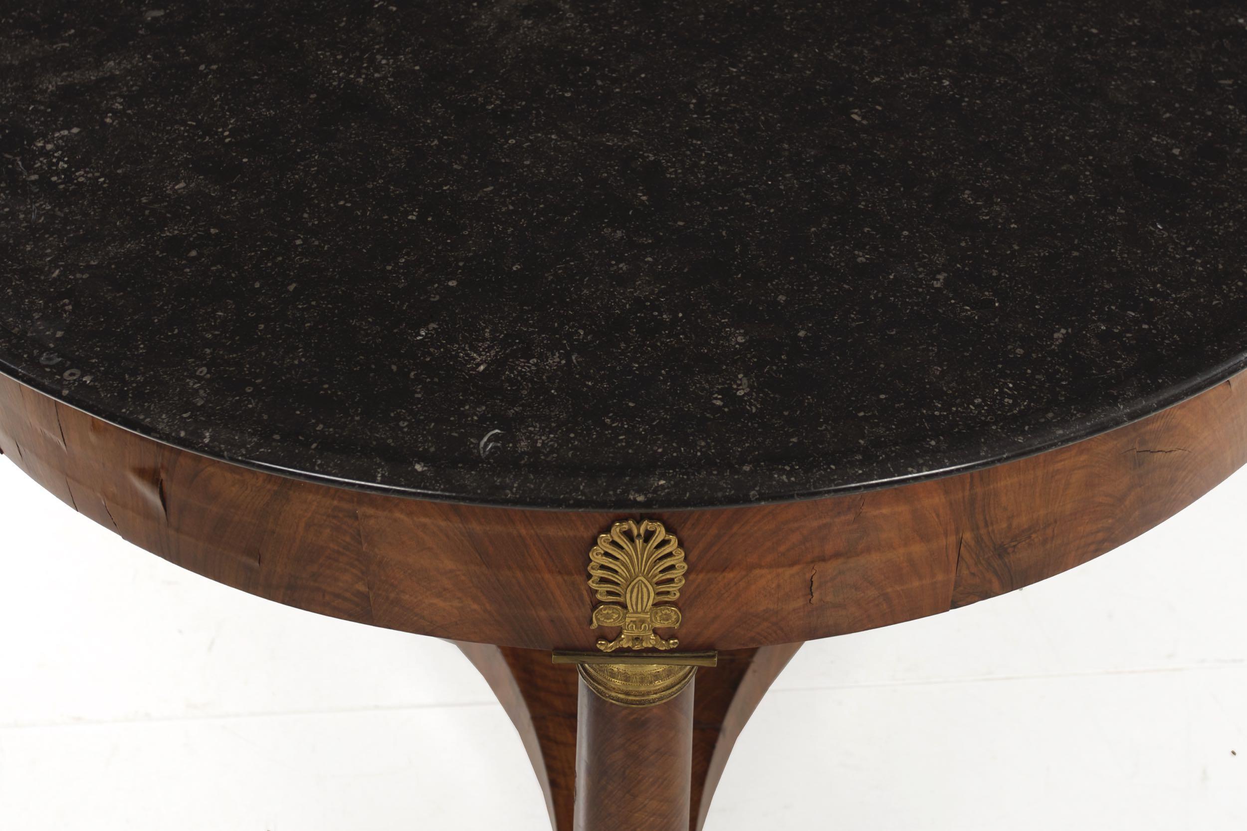 French Empire Antique Burl Walnut Center Table with Black Marble Top, circa 1815 For Sale 13