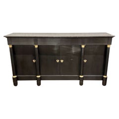 Buffet en laque noire style Empire français