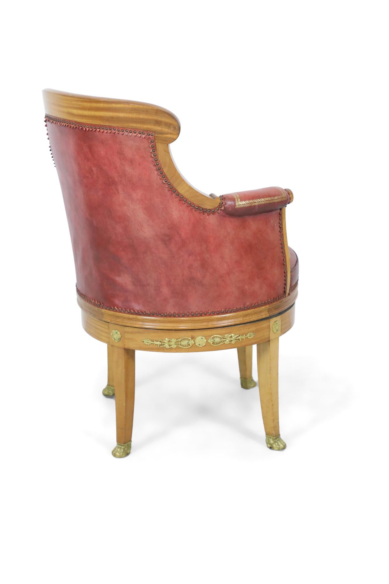 French Empire Blond Mahogany Swivel Leather Chair with Bronze Trim For Sale 2