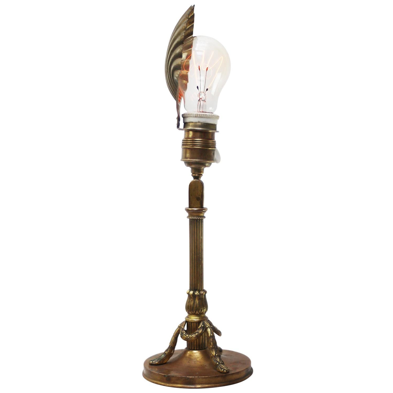 1920s Empire French brass table desk lamp
Nickel Art Deco shell shade with heavy brass base

Brass base. Black cotton wire and plug.

Also, available with US/UK plug

Weight: 1.00 kg / 2.2 lb

Priced per individual item. All lamps have been made