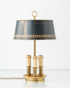 French Empire Brass Three-Light Bouillotte Lamp with Gilt Laurel Tôle Shade