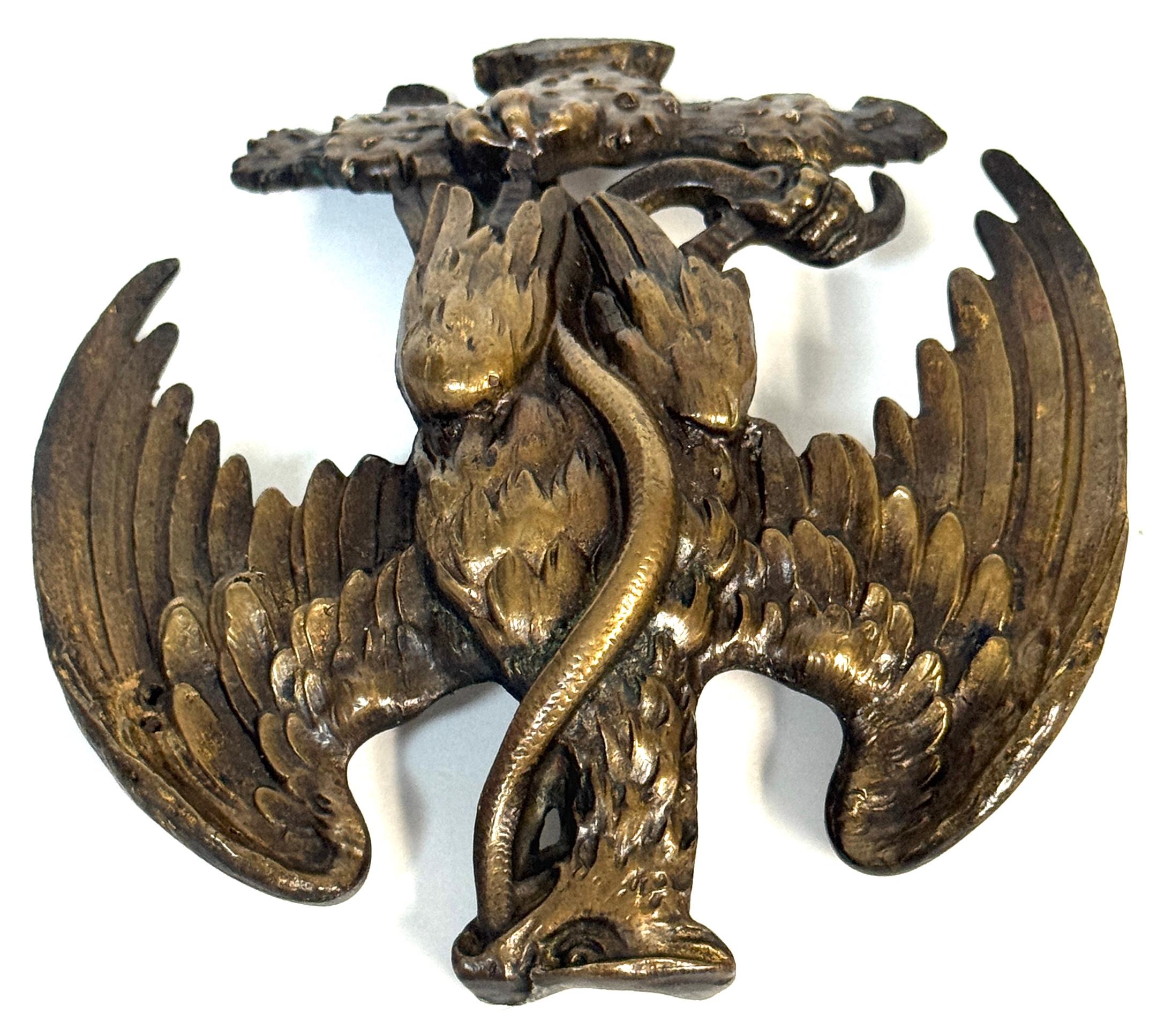 Französische Empire-Bronze-Montierung eines Adlers, der eine Schlange bezwingt, Desmalter /  Thomire im Angebot 2