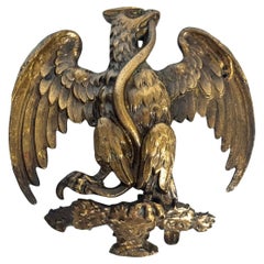 Französische Empire-Bronze-Montierung eines Adlers, der eine Schlange bezwingt, Desmalter /  Thomire