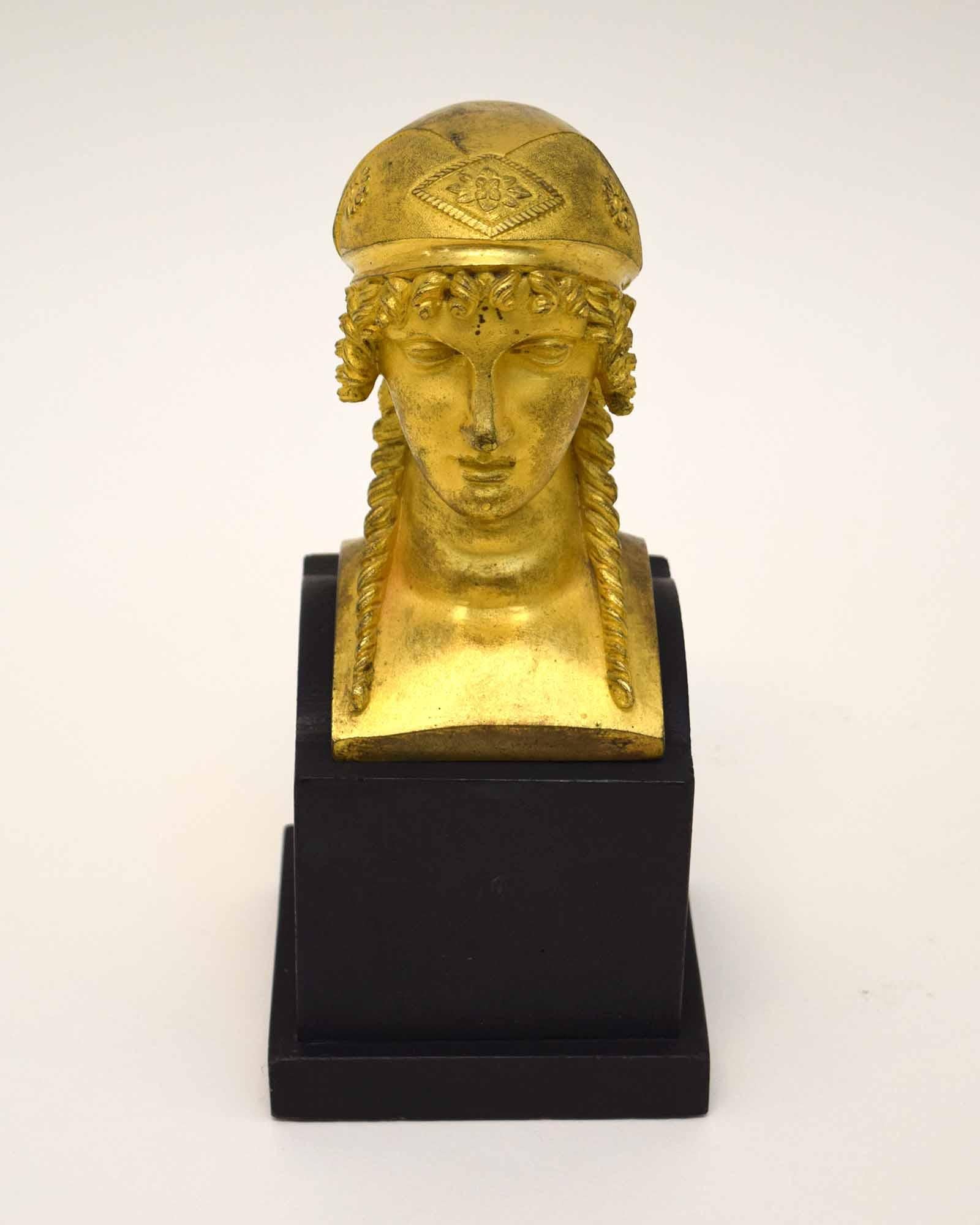 Französische Empire Bronze einer Frau aus dem französischen Empire (Neoklassisch) im Angebot