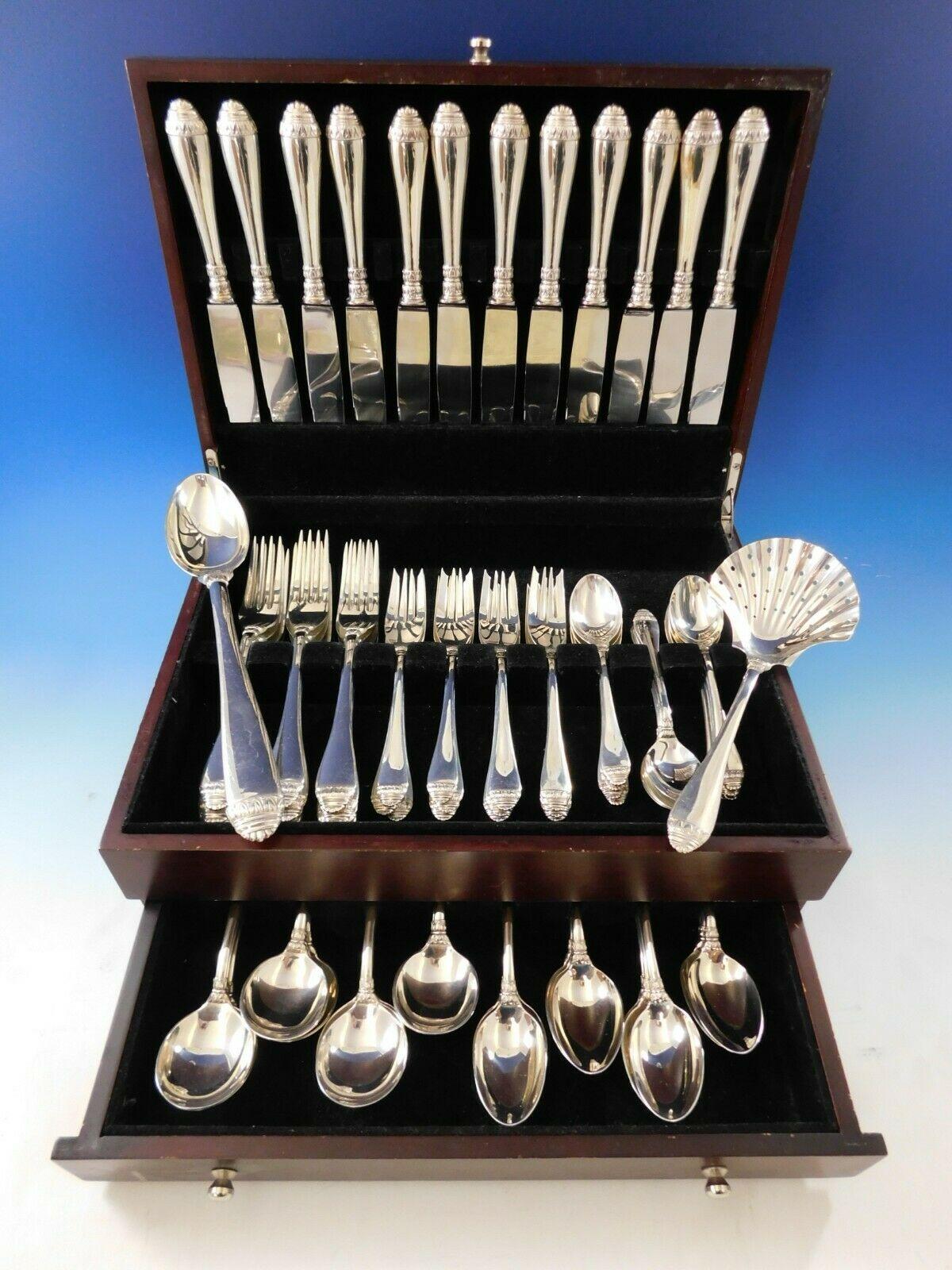 Superb French Empire by Buccellati Italy sterling silver dinner flatware set - 74 Pieces. This exceptional service is comprised of:

12 dinner knives, 10