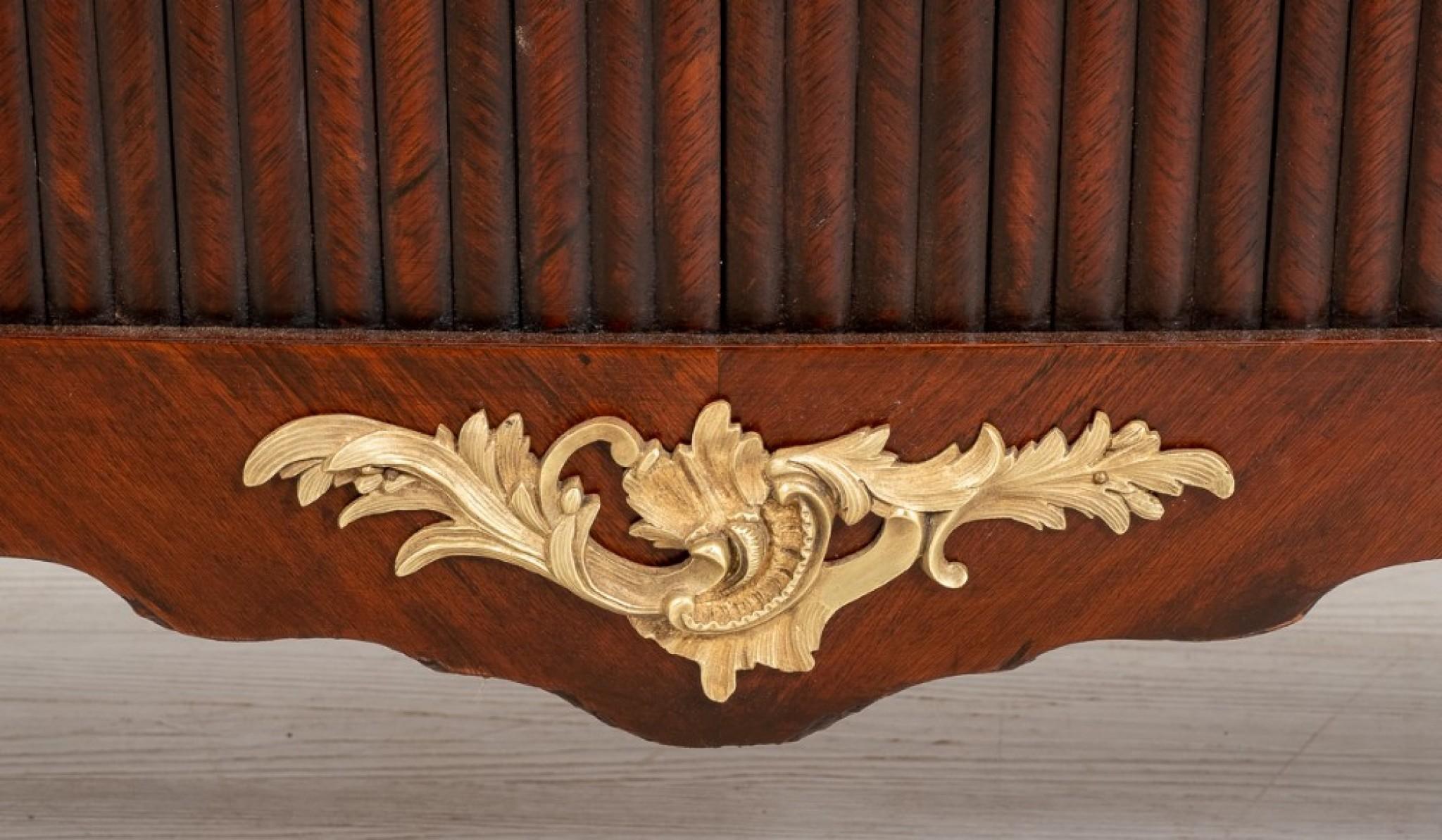 Gabinete Imperio Francés, Cómoda Antigua Kingwood, 1850 en venta 6