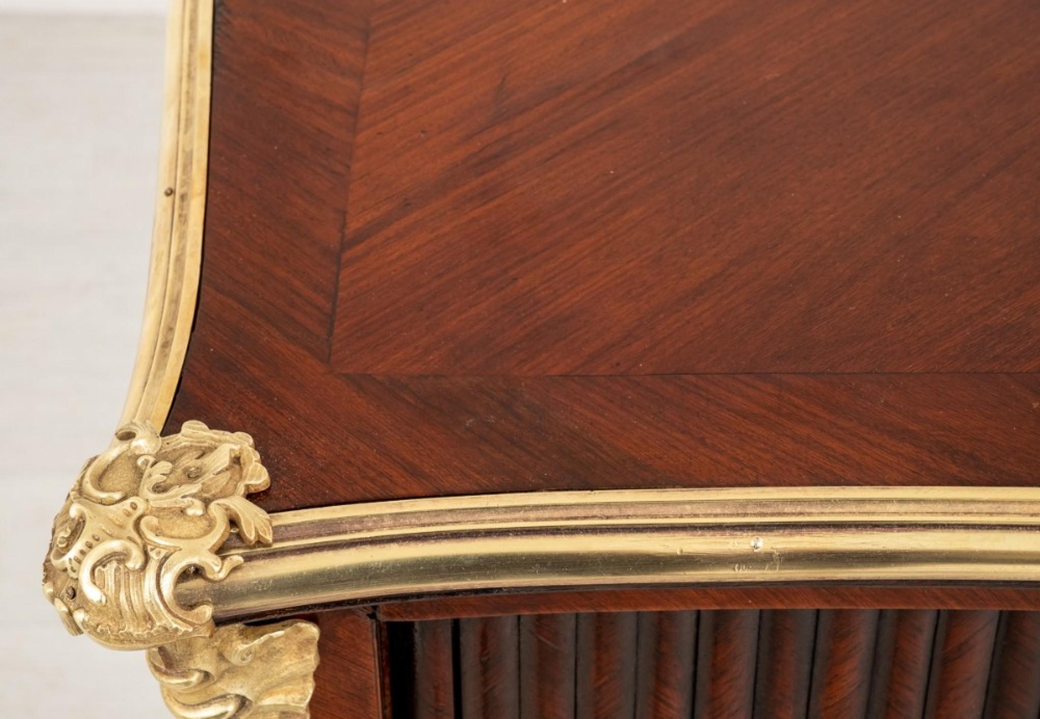Gabinete Imperio Francés, Cómoda Antigua Kingwood, 1850 en venta 7