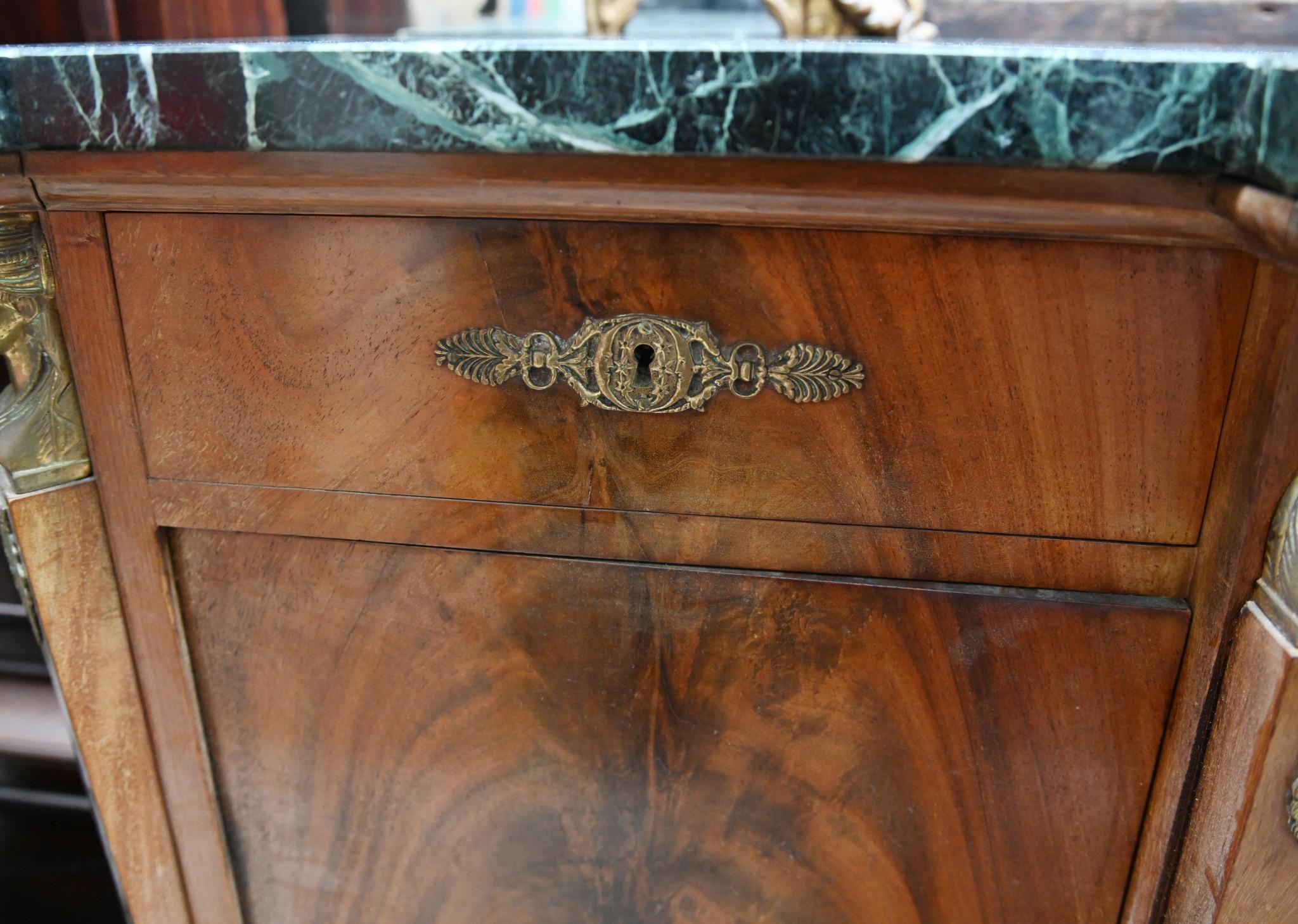 Stile impero Gabinetto francese Impero Buffet Server Mogano 1880 in vendita