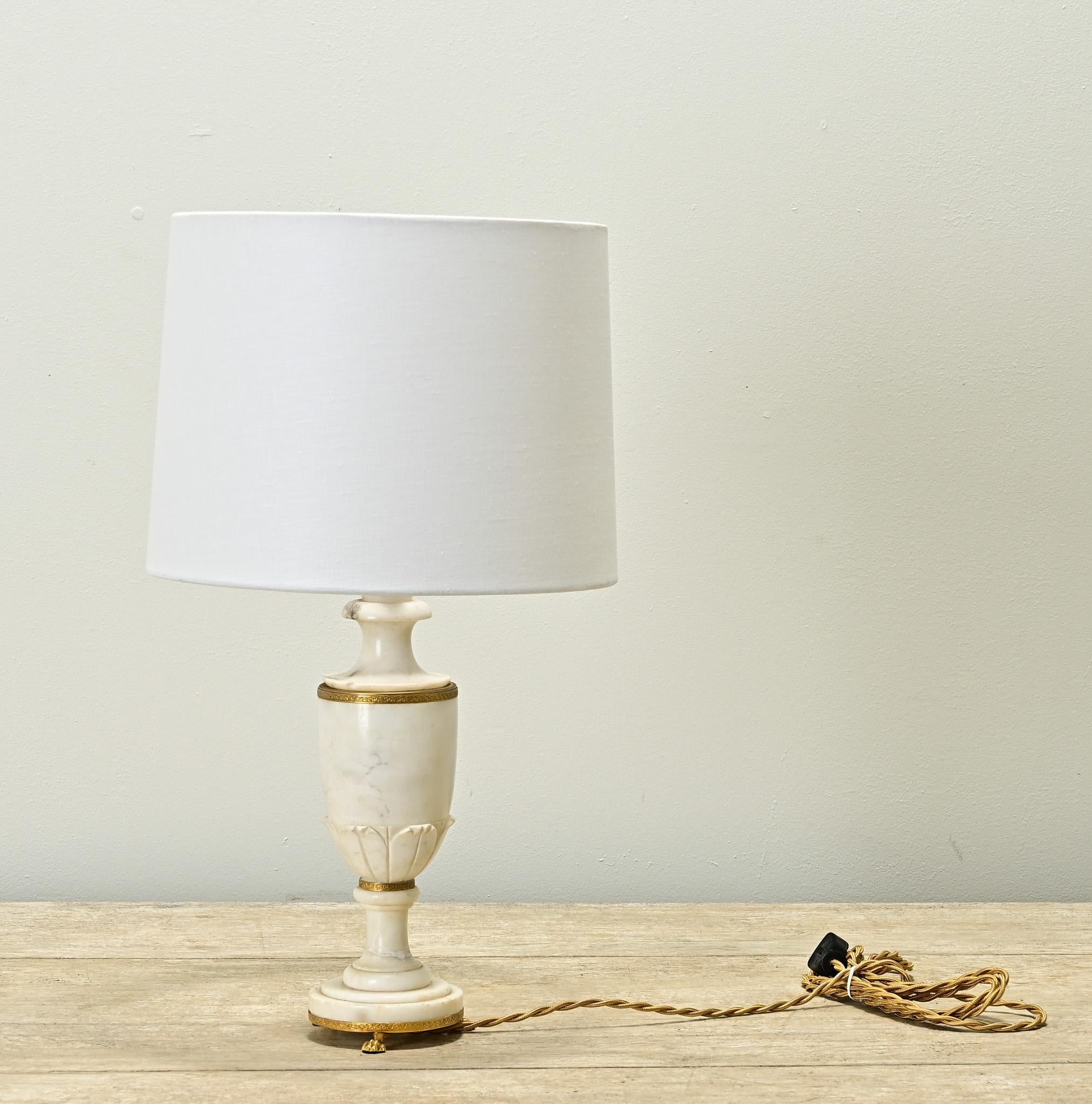 20th Century French Empire Carved Marble Table Lamp For Sale