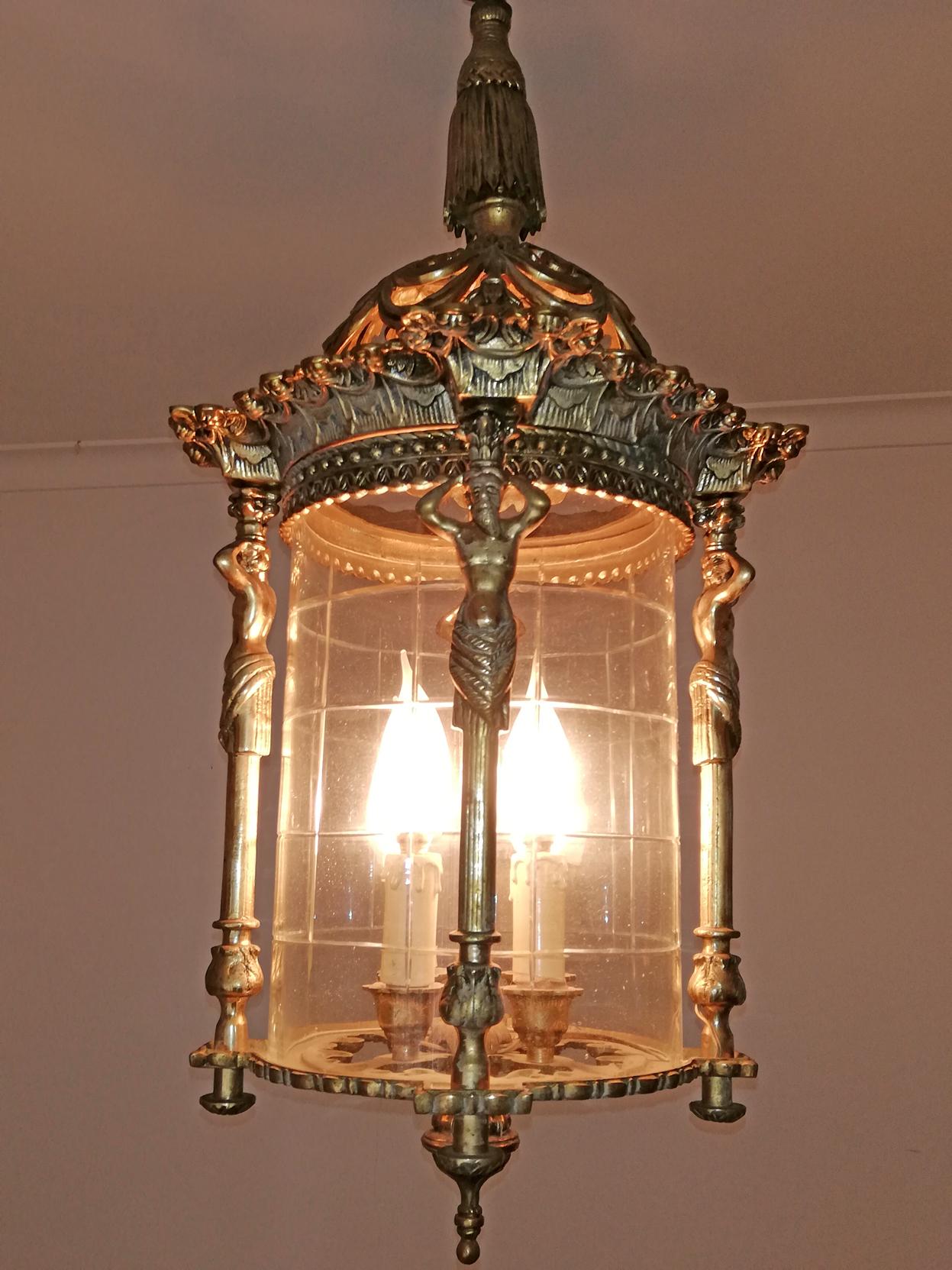 French Empire Caryatids Gilded Bronze Cut Glass 4-Light Lantern Chandelier, Pair For Sale 1