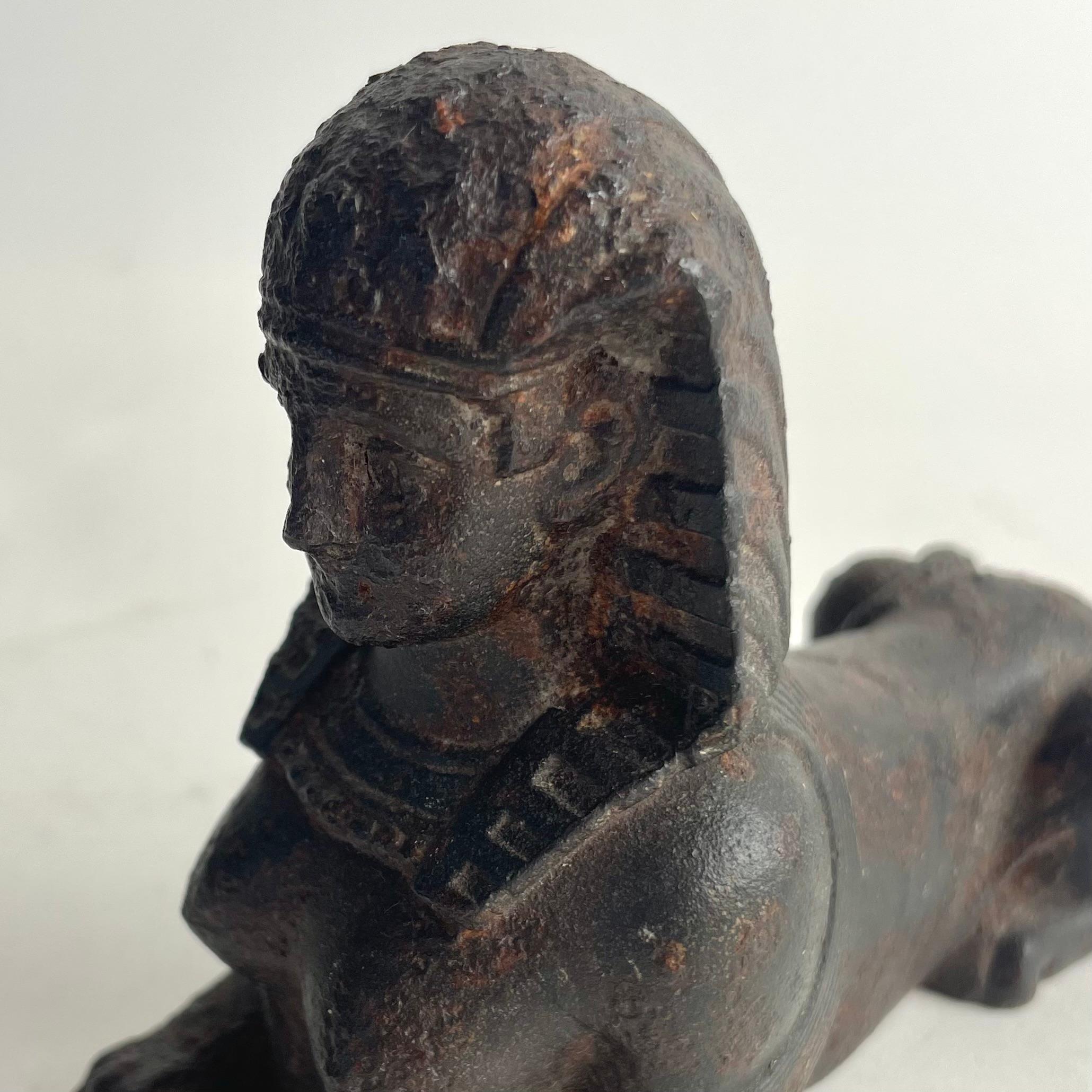 Ferro Fermacarte sfinge impero francese in ghisa, inizio XIX secolo in vendita