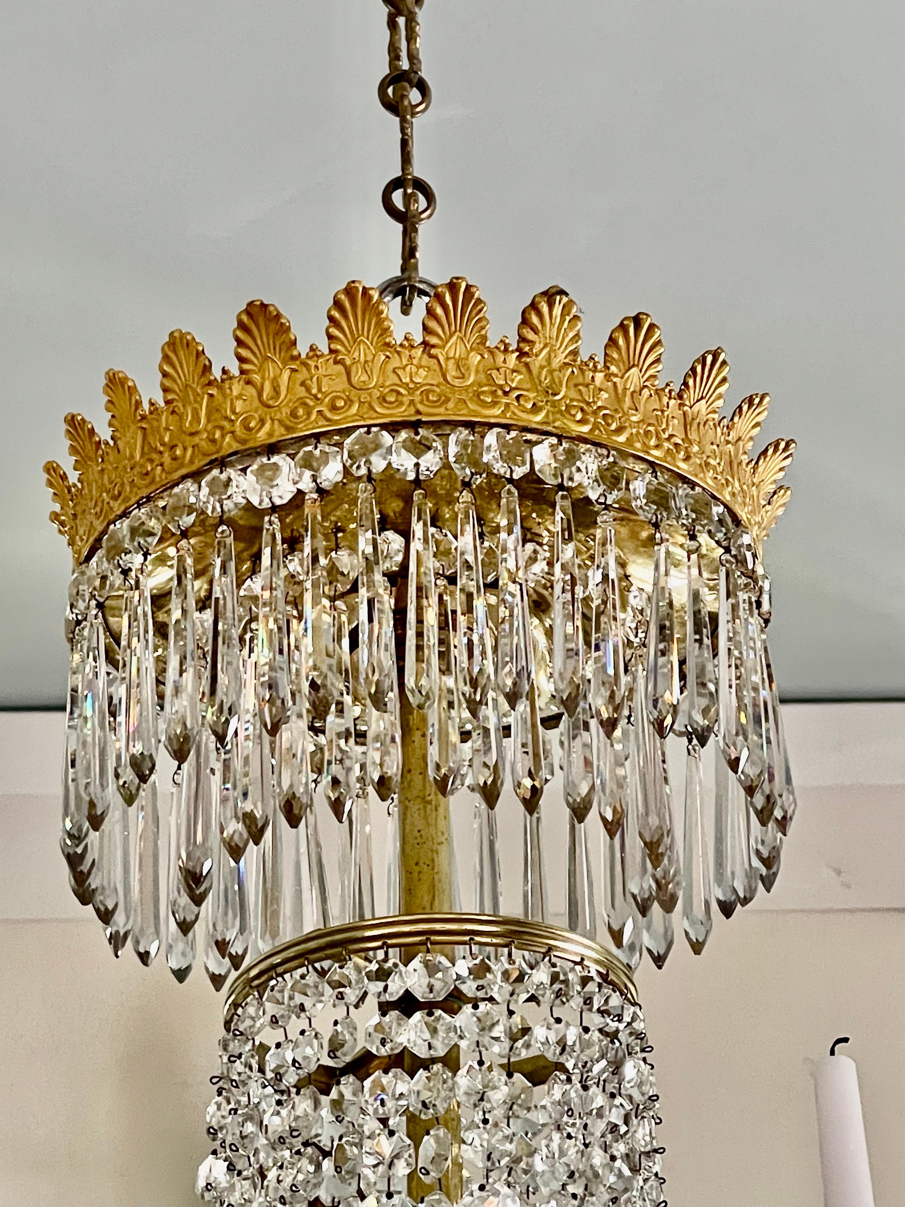 A fine French Empire Chandelier, circa 1820 For Sale 5