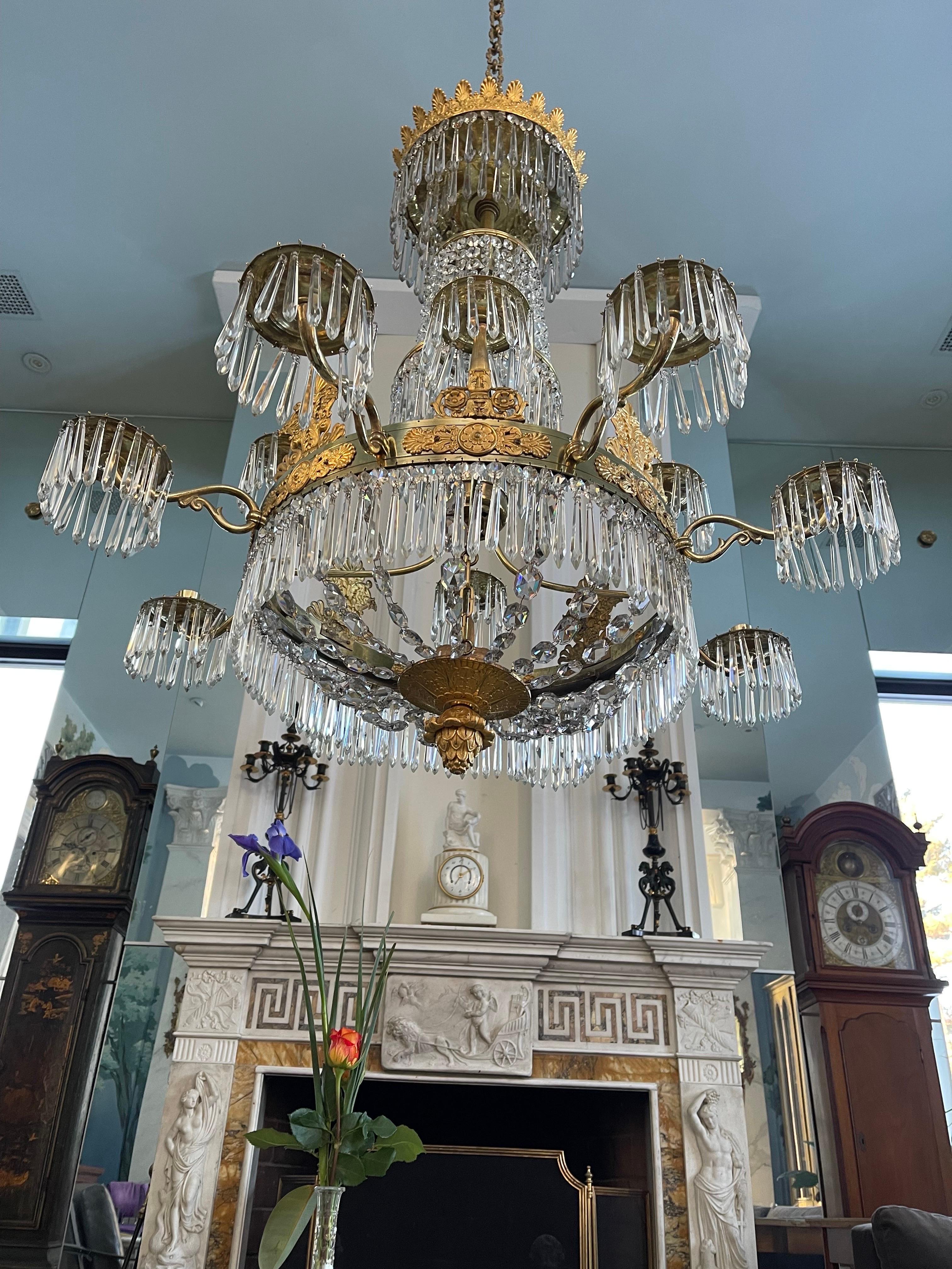 A fine French Empire Chandelier, circa 1820 For Sale 7