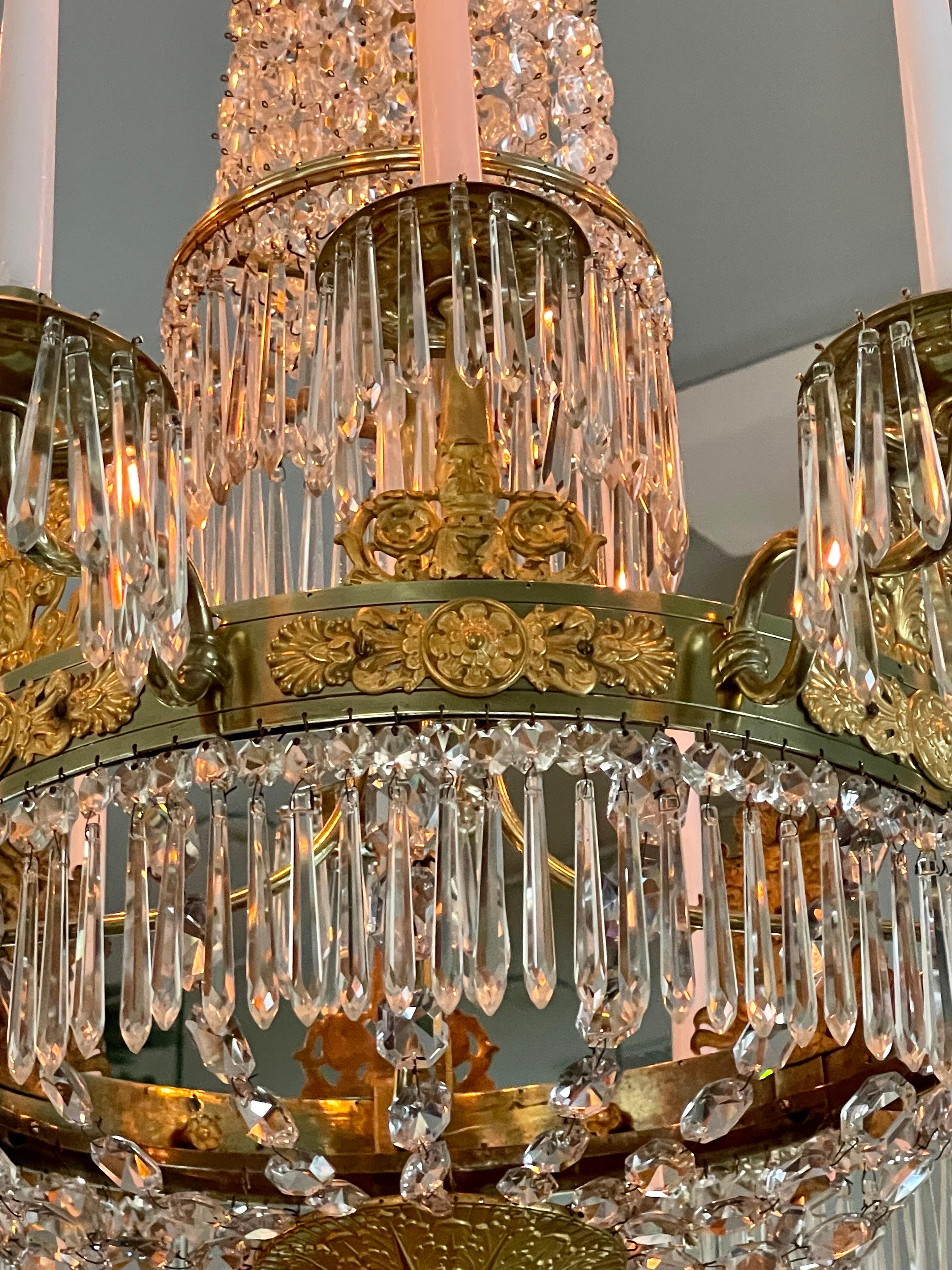 A fine French Empire Chandelier, circa 1820 For Sale 2