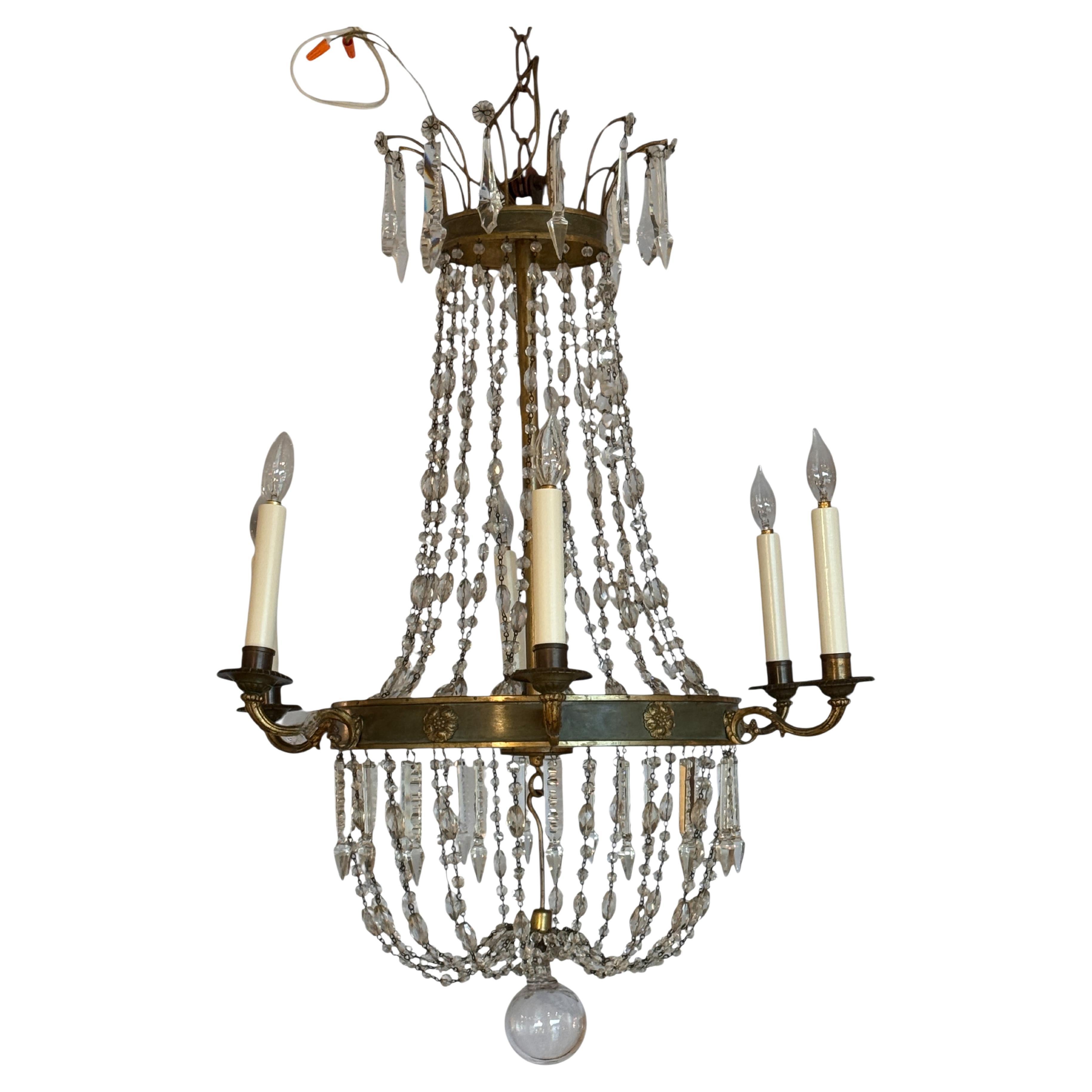 Lampadario Impero francese con dettaglio di cristallo e rosetta