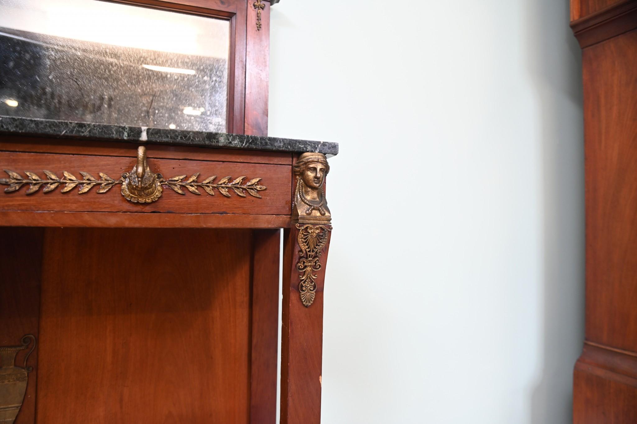 Cabinet Chiffonier Impero francese in mogano Napoleone III 1890 in vendita 9