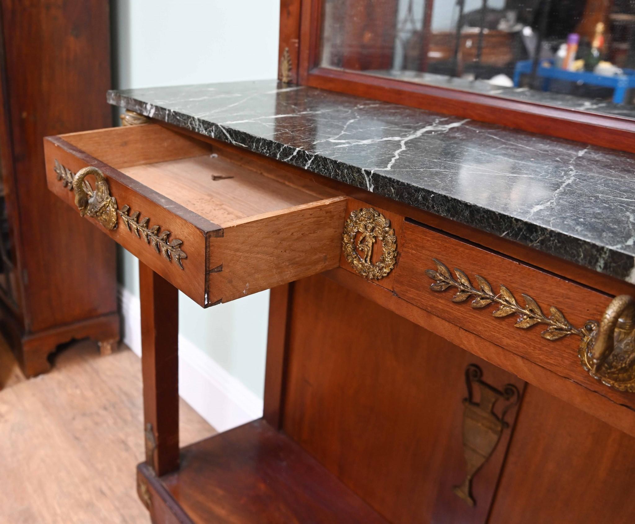 Cabinet Chiffonier Impero francese in mogano Napoleone III 1890 in vendita 3