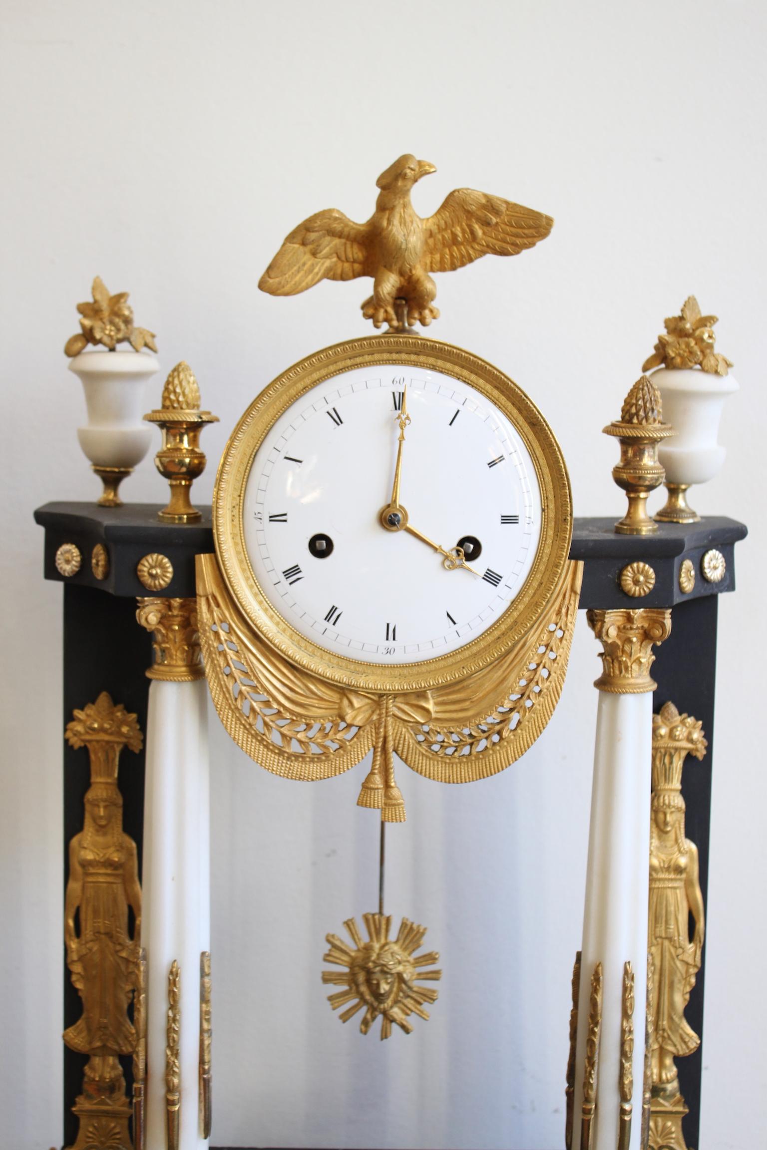 French Empire Clock Return from Egypt (Französisch)