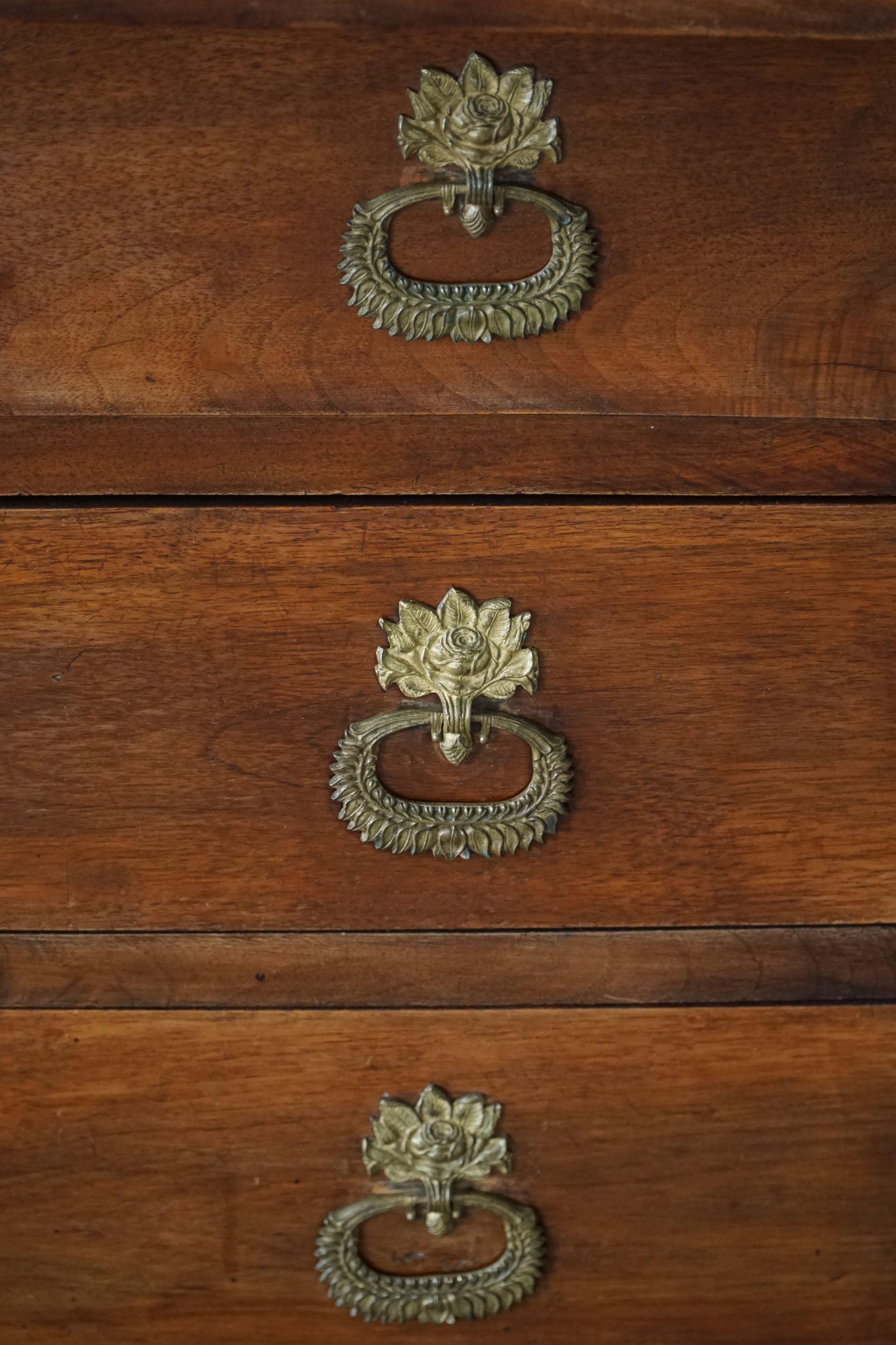 Cómoda / Cómoda Imperio Francés, Nogal y Monturas de Bronce, S. XIX en venta 1