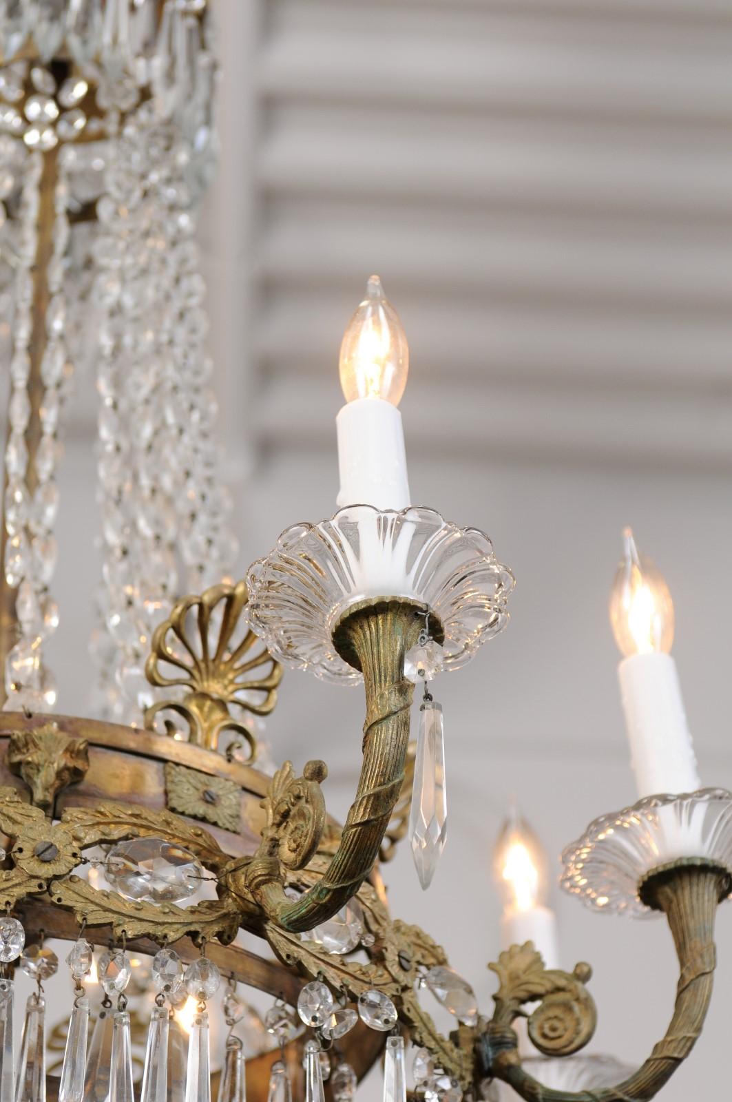 French Empire Cut Crystal and Bronze Eight-Light Chandelier, Early 20th Century im Zustand „Gut“ in Atlanta, GA