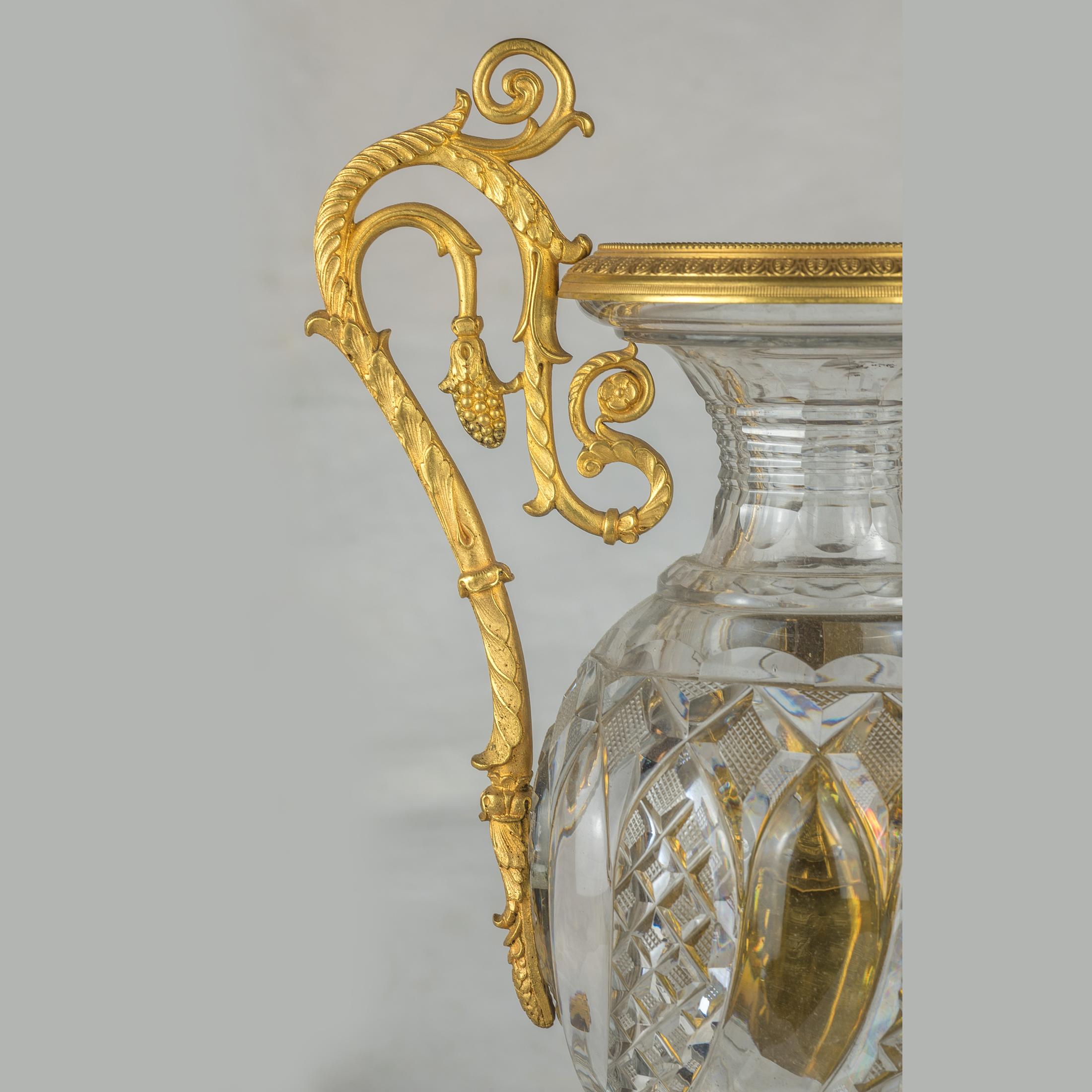 French Empire Cut Crystal and Ormolu Medici Clock In Good Condition For Sale In New York, NY