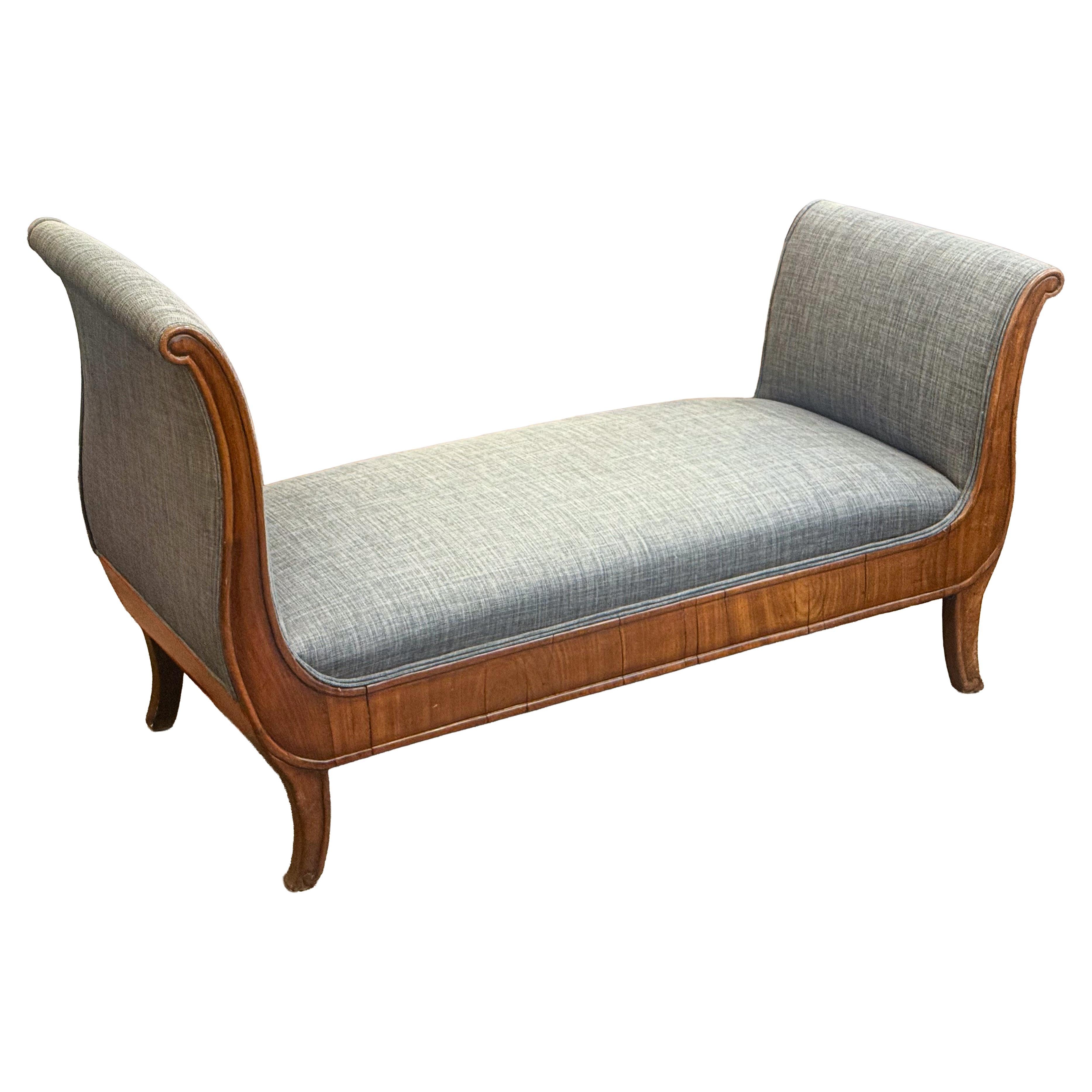 French Empire Day Bed or Window Seat Upholstered in Linen on Walnut Frame For Sale