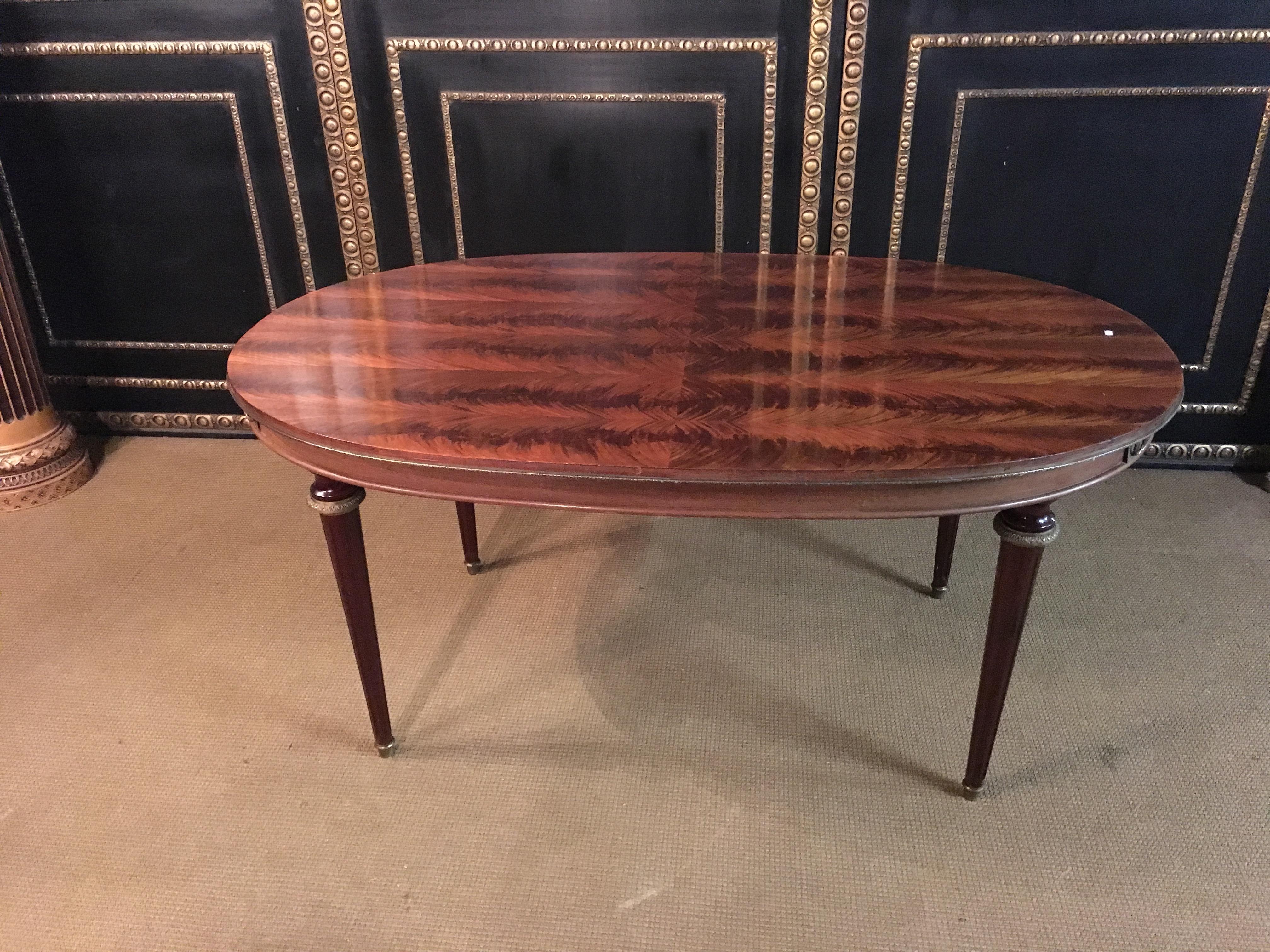 French Empire Dining Table Oval Pyramid Mahogany, circa 1900 3