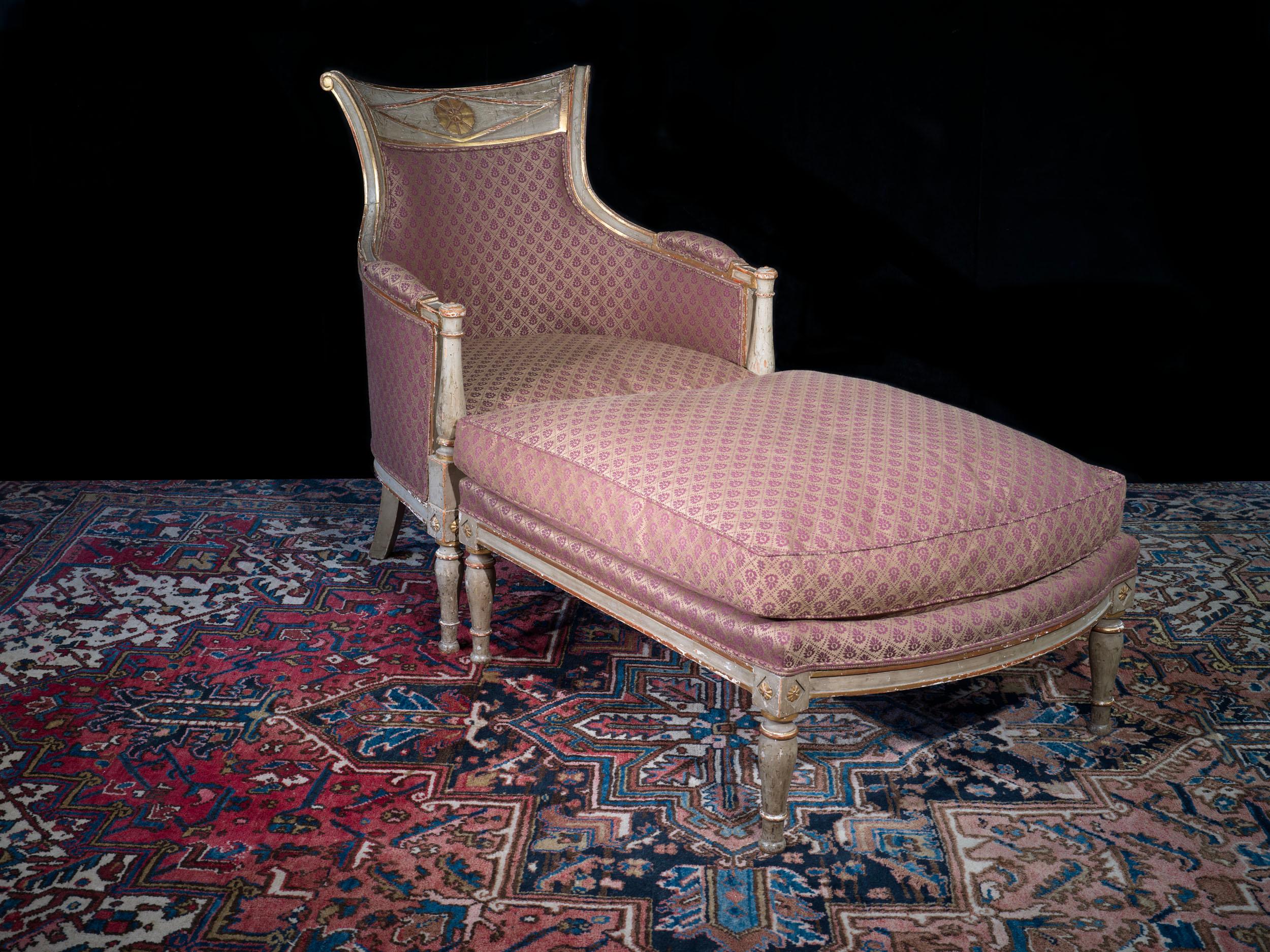 French Empire Duchesse Brisée Armchair in Parcel Gilt For Sale 2
