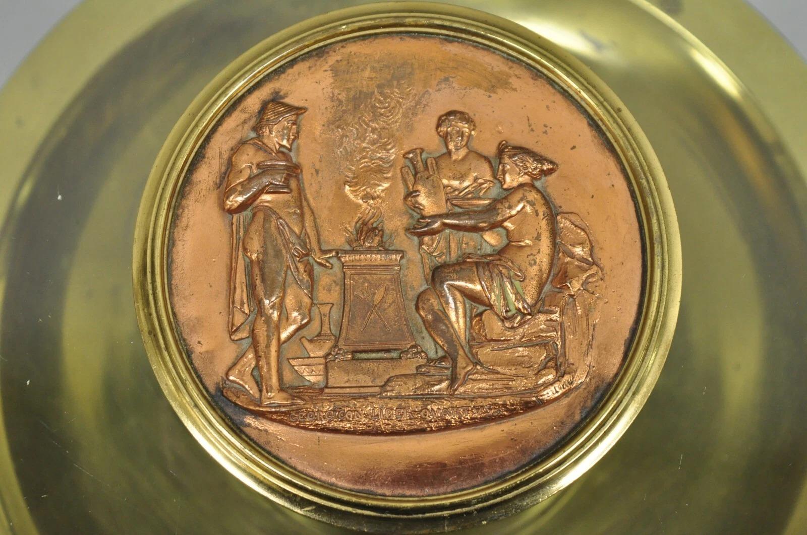 French Empire Figural Bronze and Marble Round Glass Tazza Low Side Tables - Pair im Angebot 4
