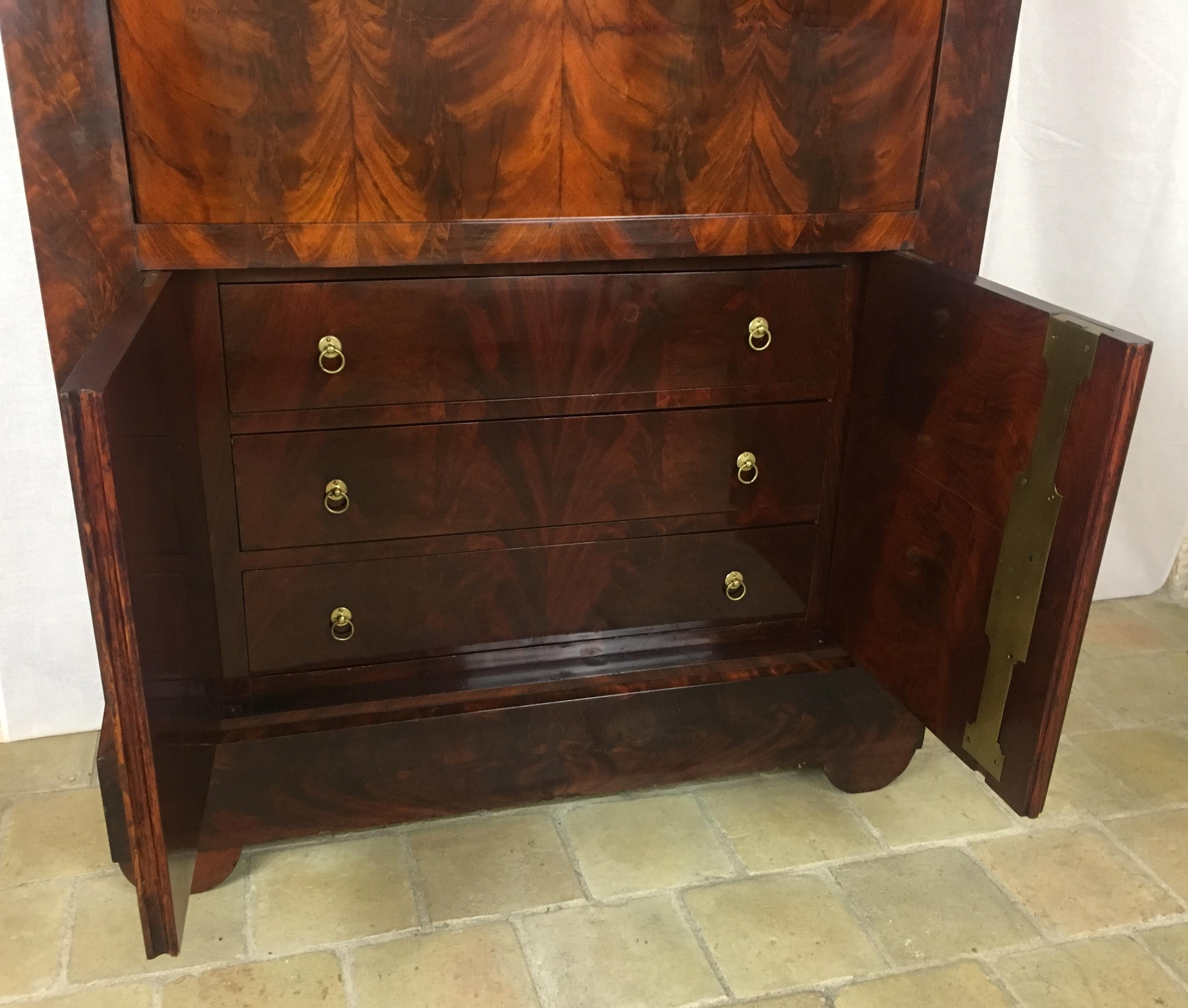 Early 19th Century French Empire Flame Mahogany Drop Front Secretary Desk For Sale 2