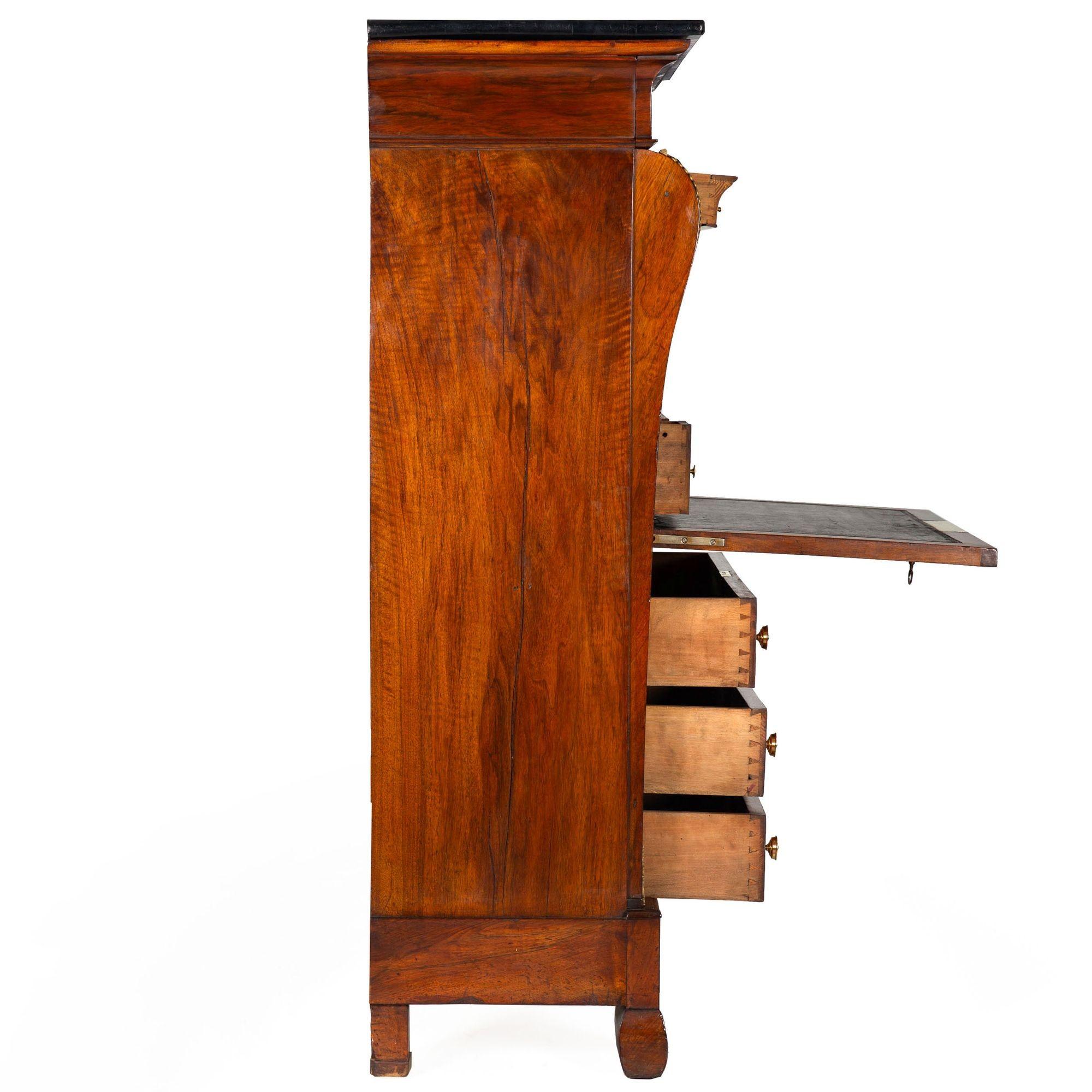 French Empire Flamed Mahogany Secretaire a'Abattant Desk ca. 1830 In Good Condition For Sale In Shippensburg, PA
