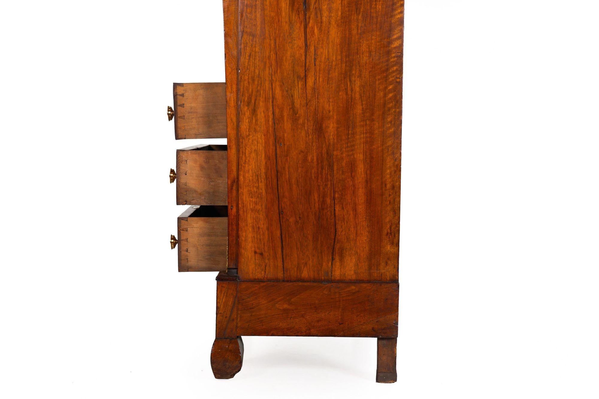 French Empire Flamed Mahogany Secretaire a'Abattant Desk ca. 1830 For Sale 1