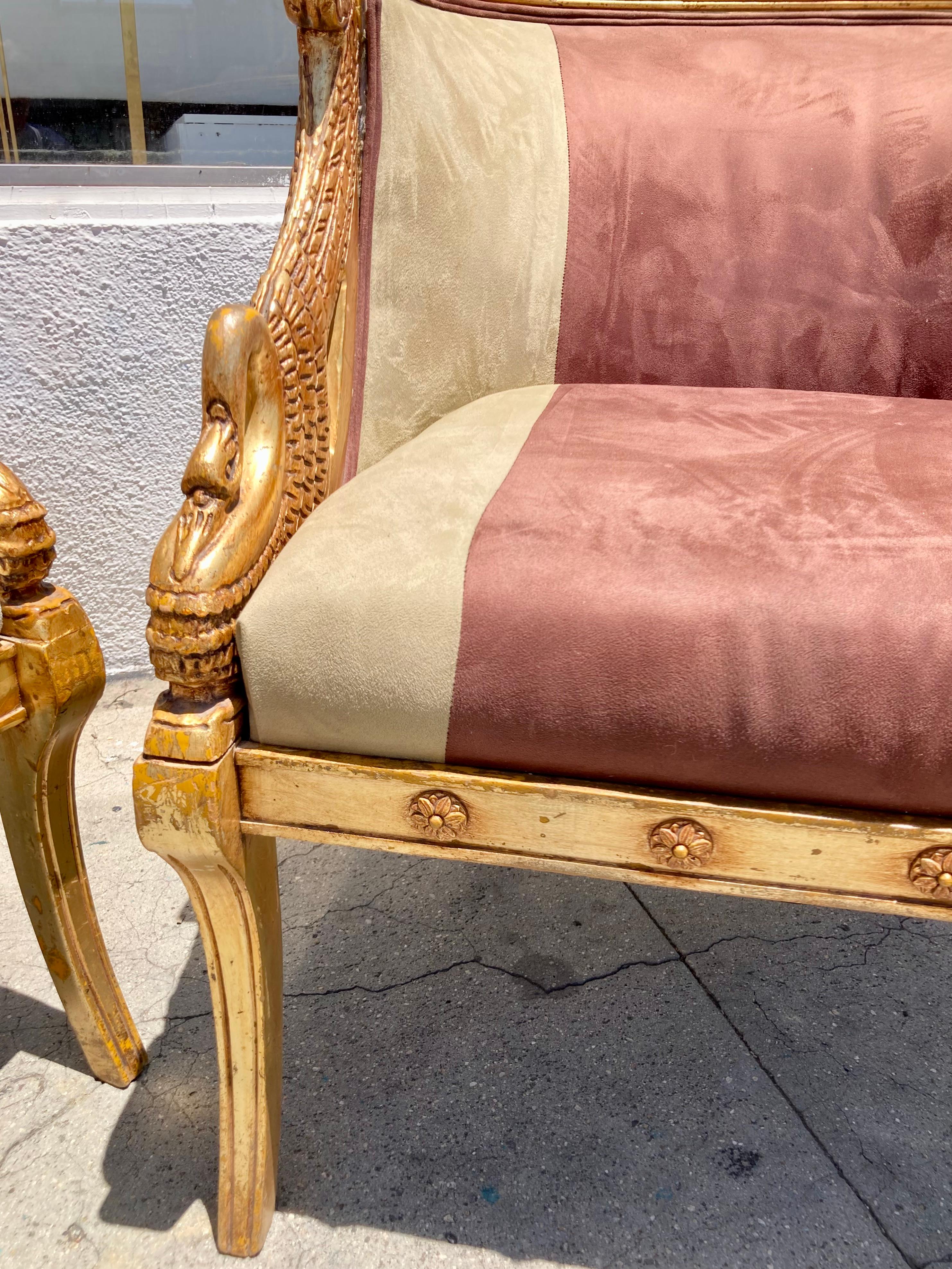 French Empire Gilt Barrel Back Bergere Chair, a Pair en venta 4