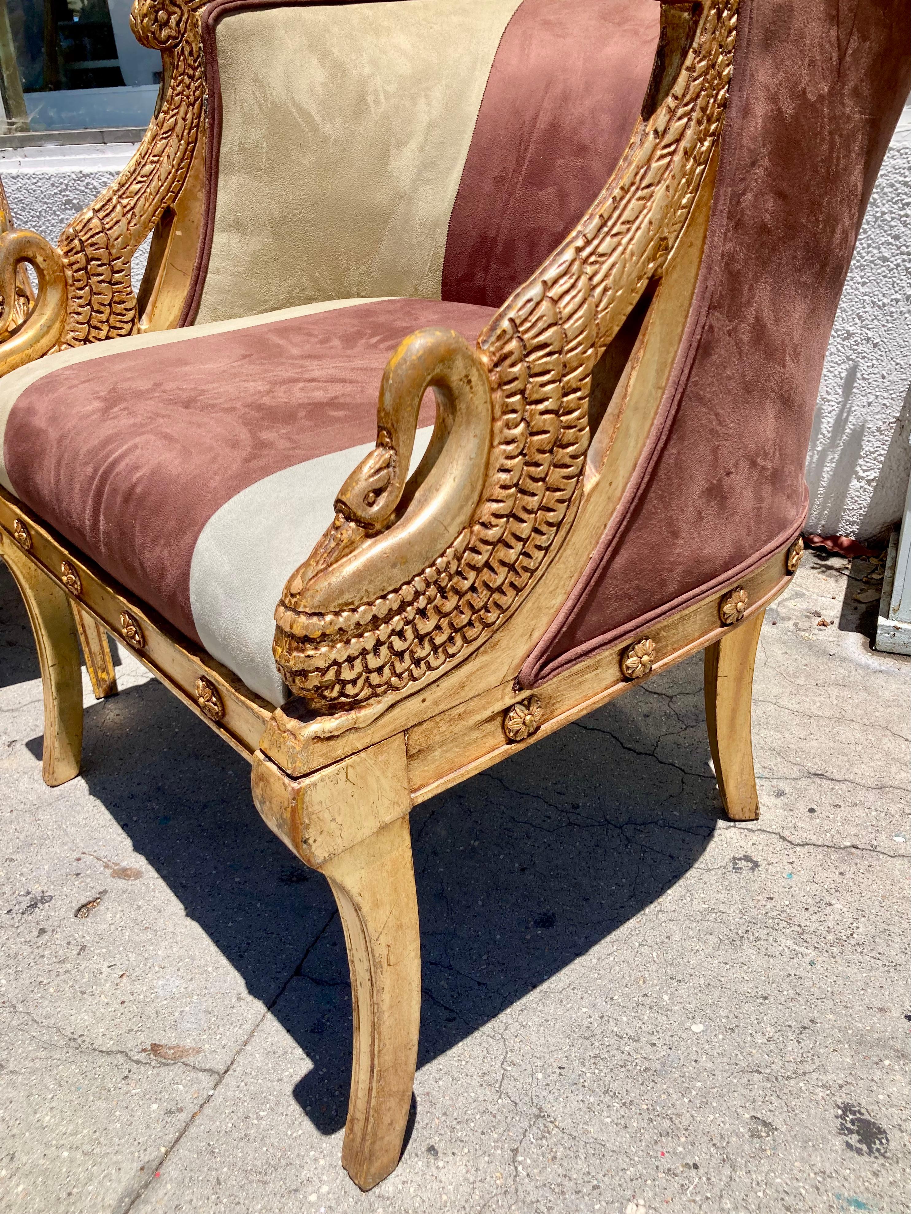 French Empire Gilt Barrel Back Bergere Chair, a Pair en venta 5
