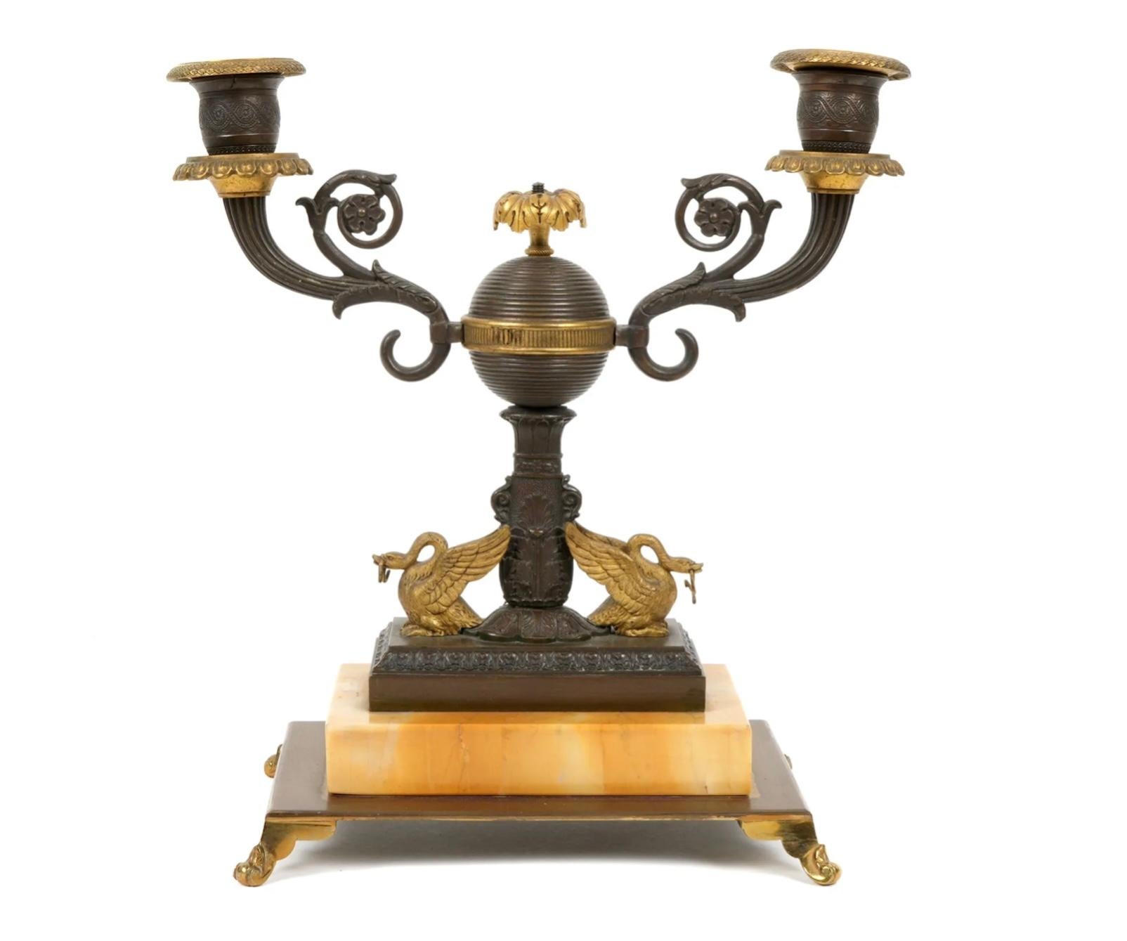 Bronze Lampe bouillotte Empire française en bronze doré  en vente