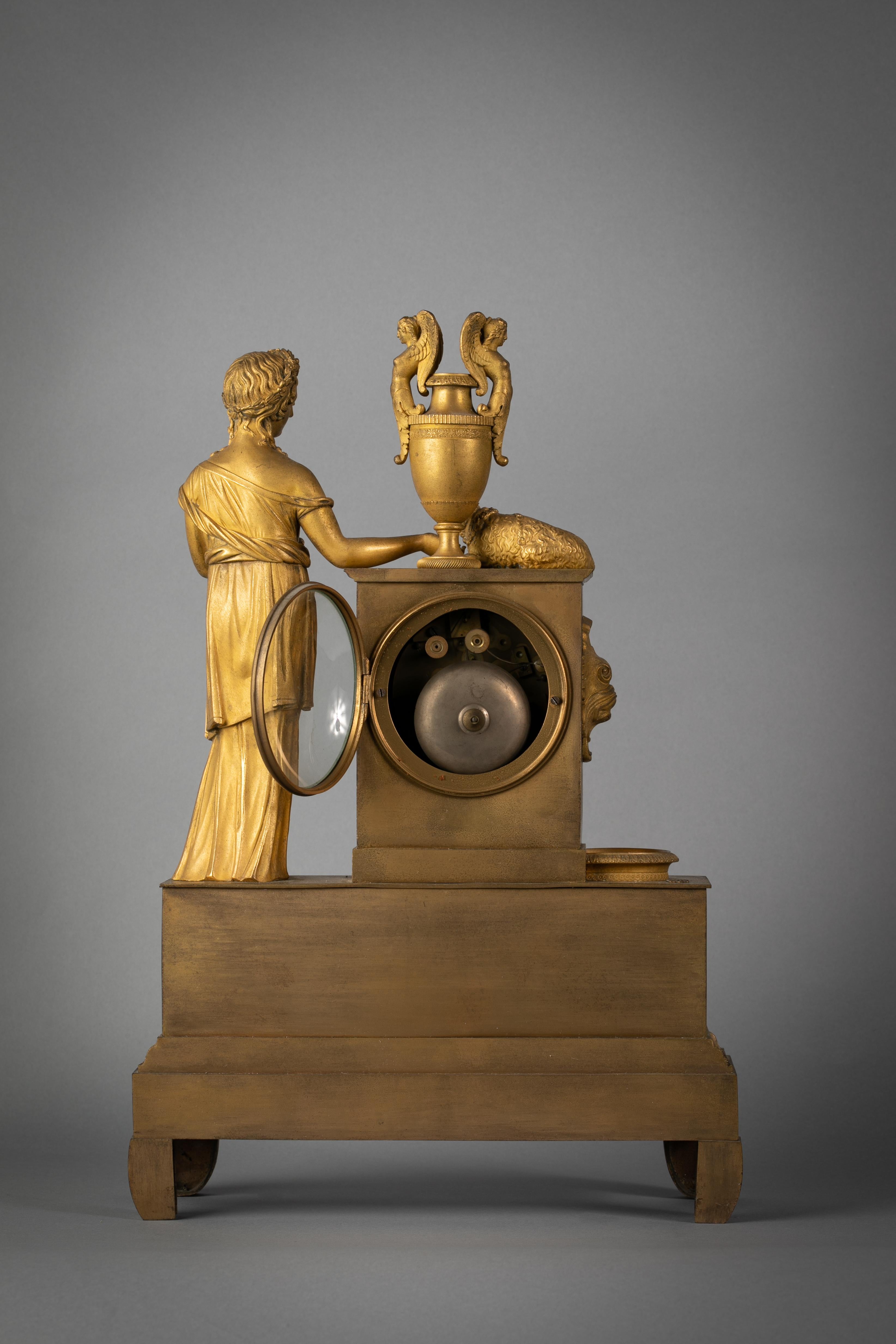 French Empire Gilt Bronze Figural Clock, circa 1820 In Good Condition In New York, NY