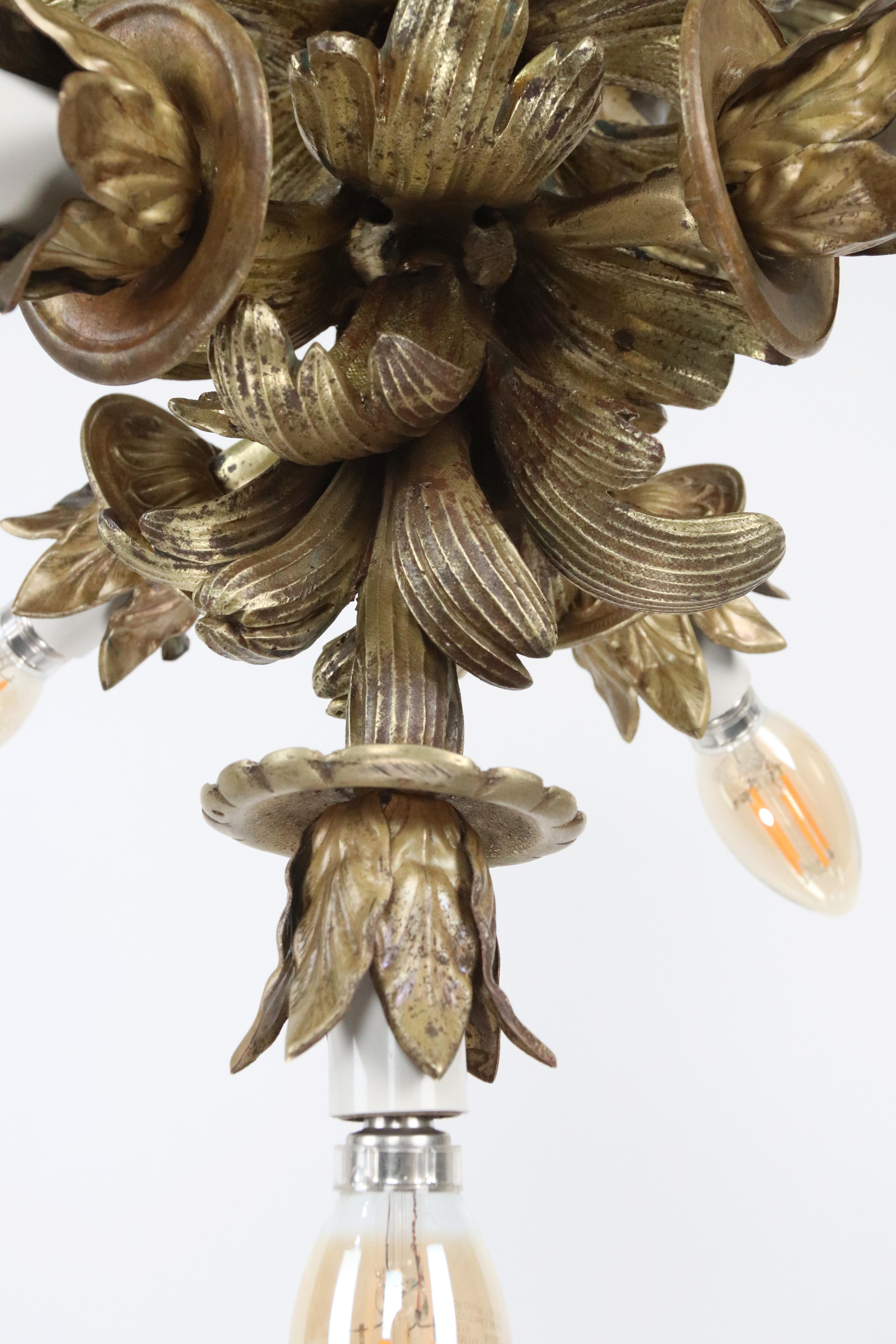 Lampadario a 5 luci in bronzo dorato Impero Francese in vendita 3