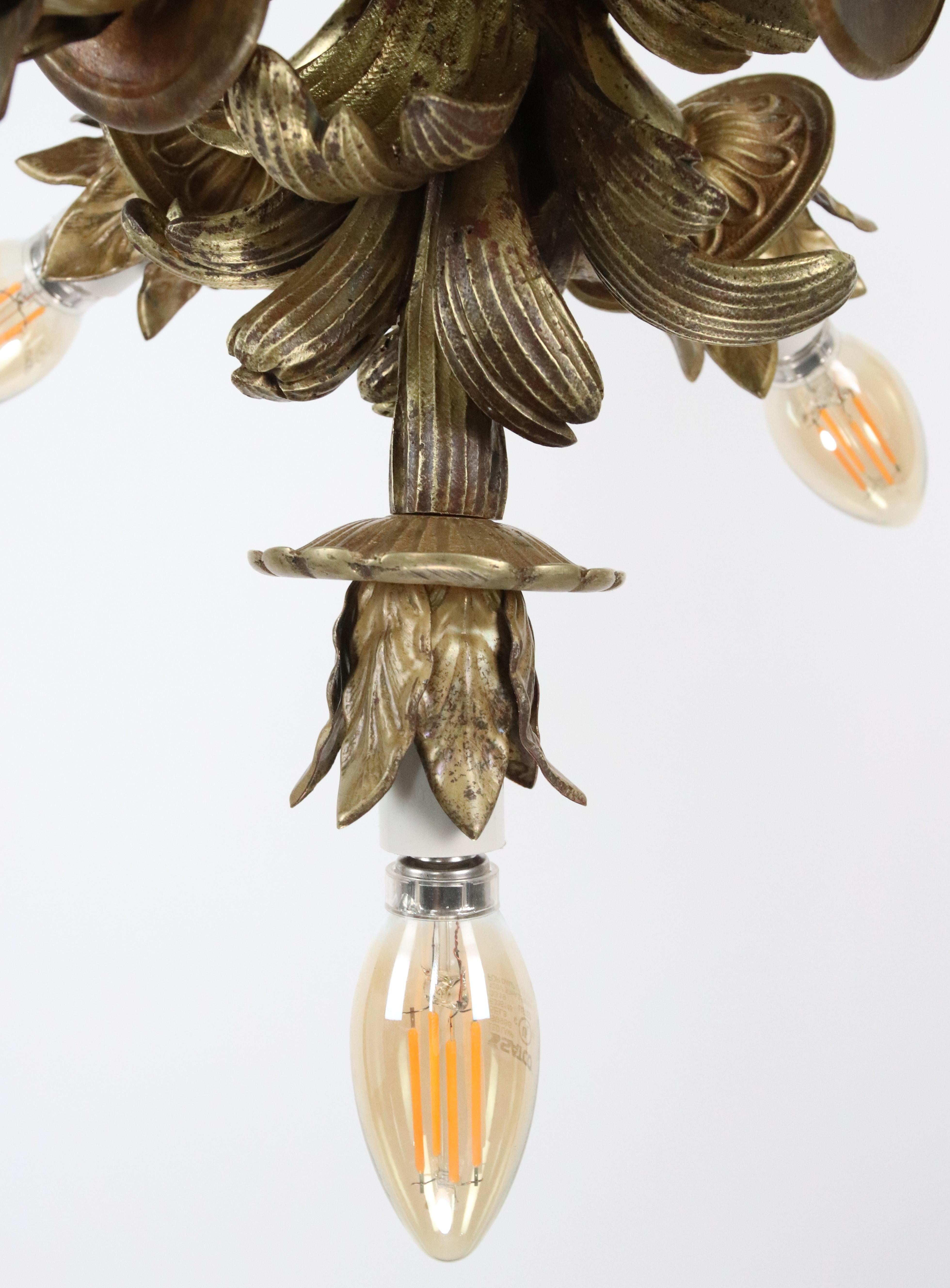 Bronzo Lampadario a 5 luci in bronzo dorato Impero Francese in vendita