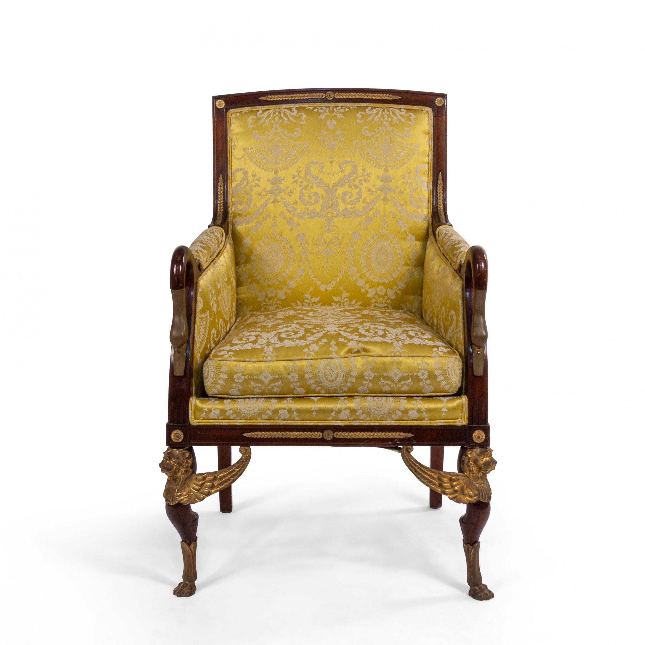 Französische Empire Gold Bergère Sessel im Zustand „Gut“ im Angebot in New York, NY