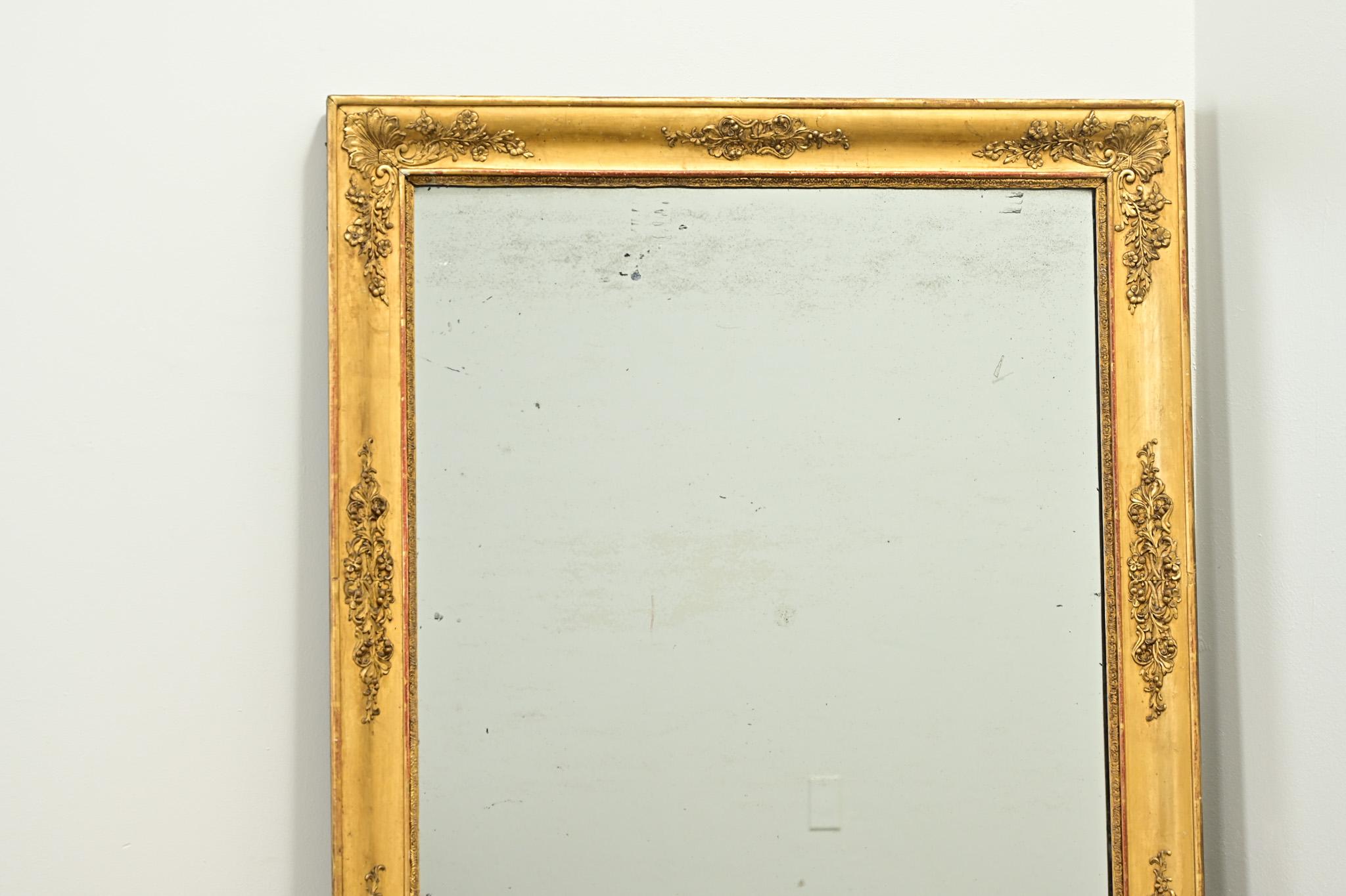 French Empire Gold Gilt Mirror In Good Condition For Sale In Baton Rouge, LA